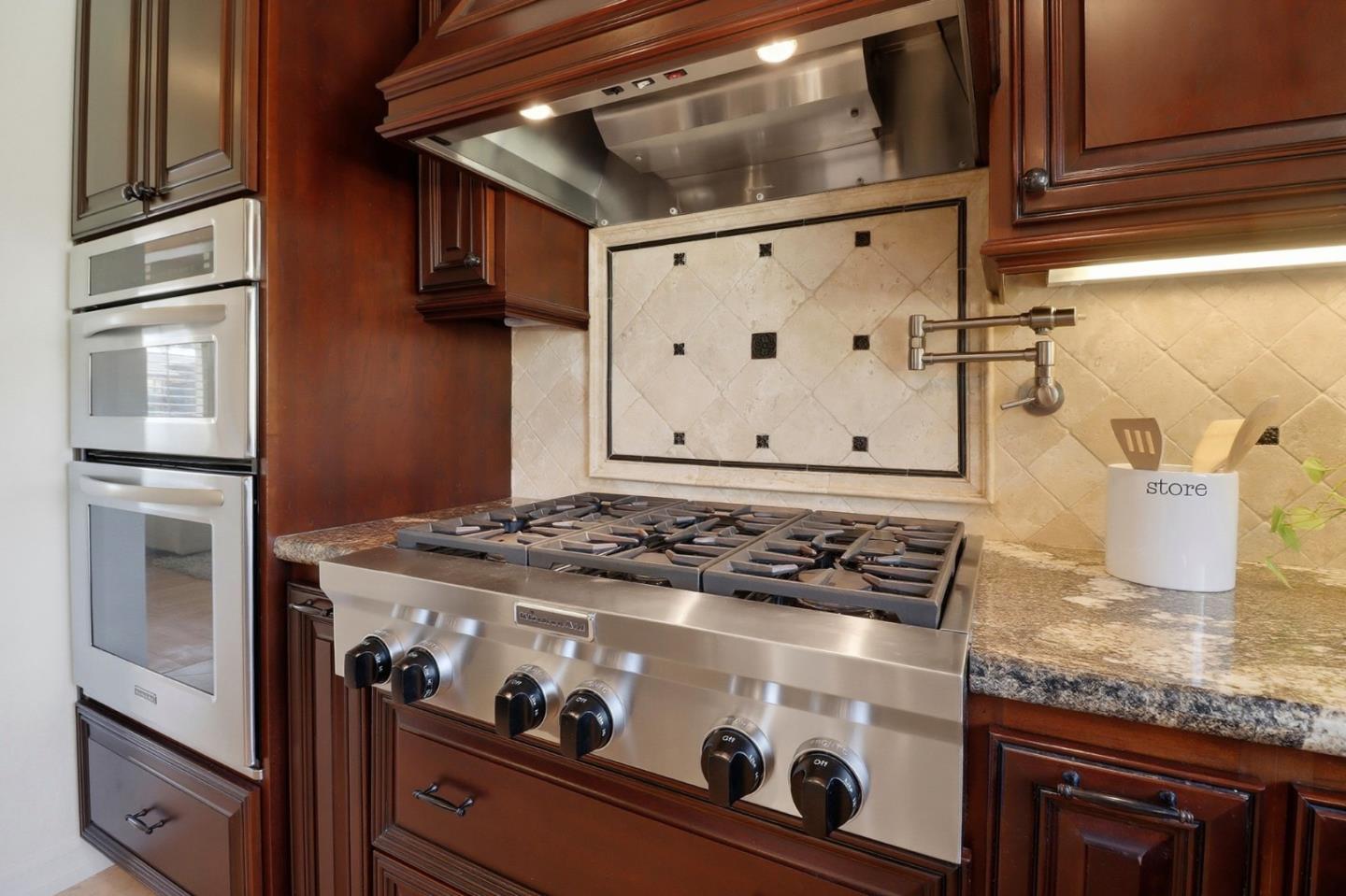 Detail Gallery Image 15 of 44 For 1241 Hillcrest Dr, San Jose,  CA 95120 - 4 Beds | 2/1 Baths