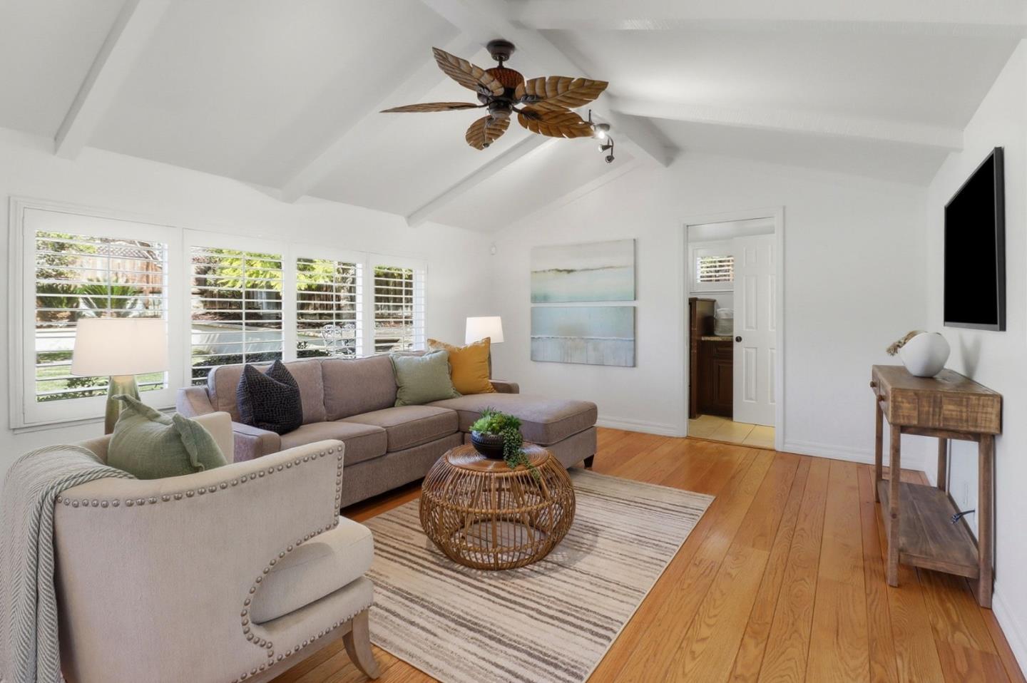 Detail Gallery Image 5 of 44 For 1241 Hillcrest Dr, San Jose,  CA 95120 - 4 Beds | 2/1 Baths