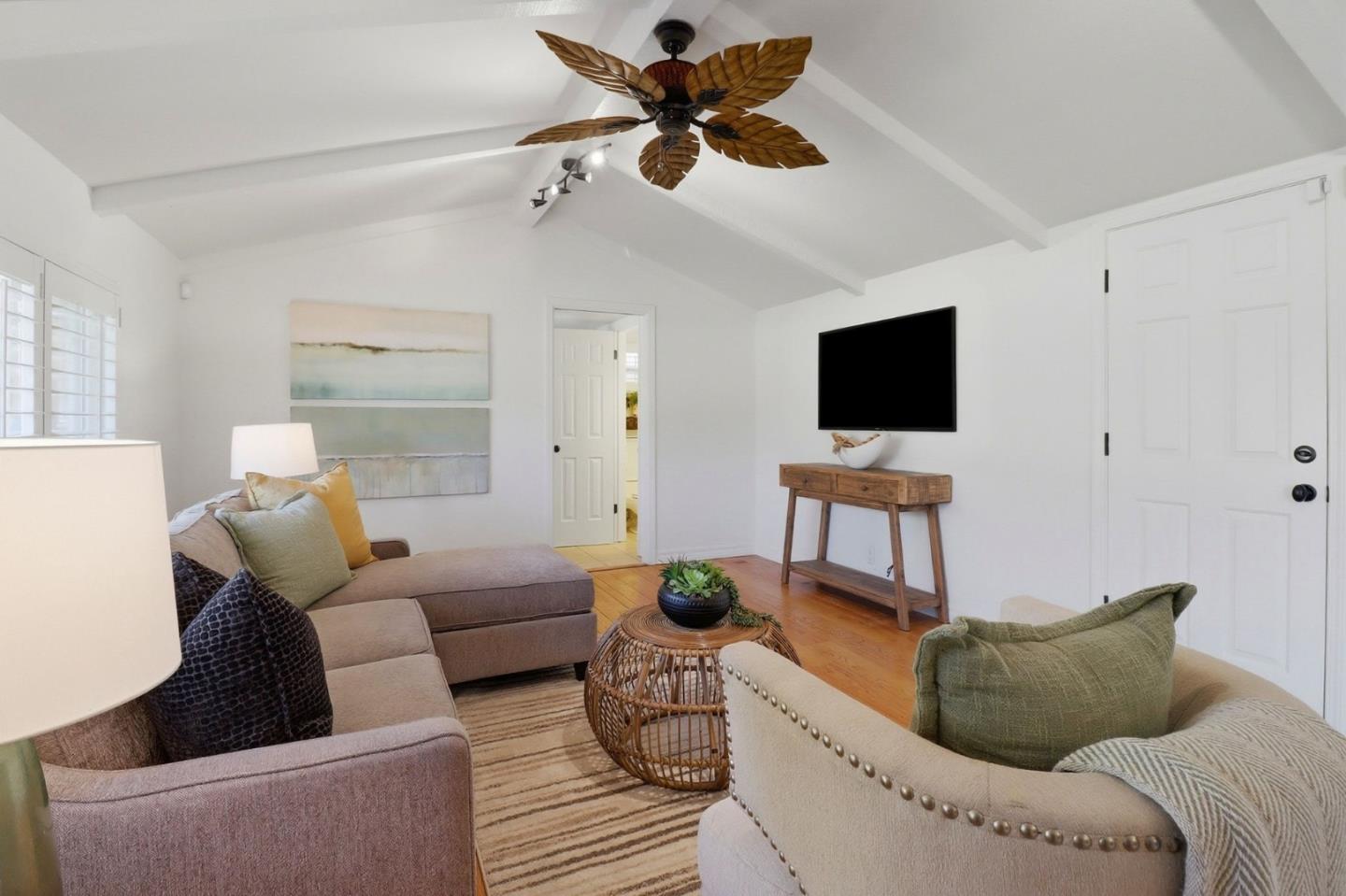 Detail Gallery Image 6 of 44 For 1241 Hillcrest Dr, San Jose,  CA 95120 - 4 Beds | 2/1 Baths