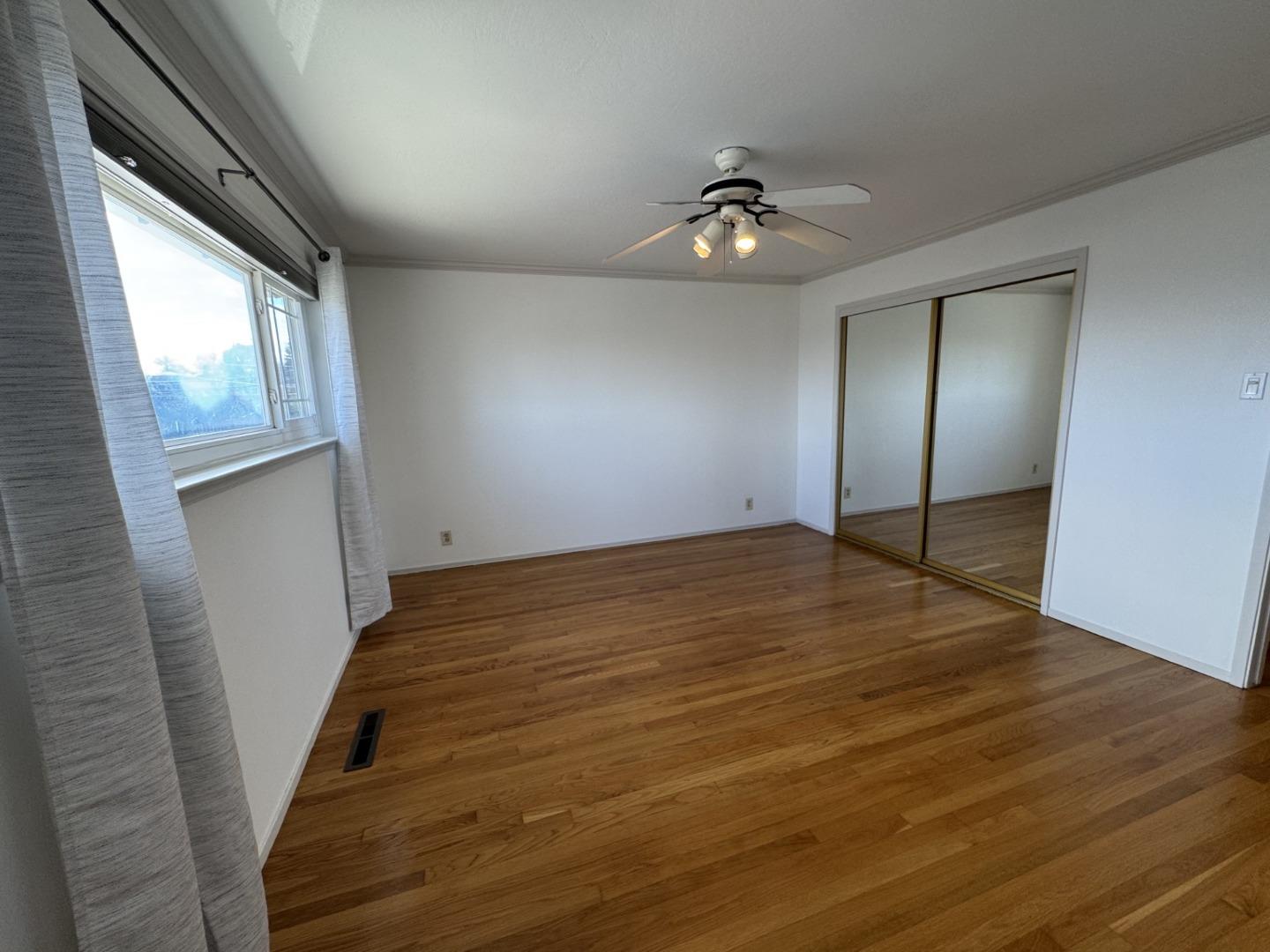 Detail Gallery Image 19 of 28 For 3534 Jefferson Ave, Redwood City,  CA 94062 - 4 Beds | 3 Baths