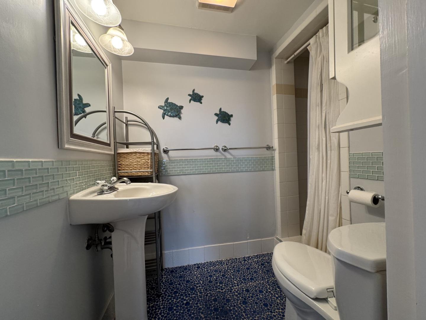 Detail Gallery Image 26 of 28 For 3534 Jefferson Ave, Redwood City,  CA 94062 - 4 Beds | 3 Baths