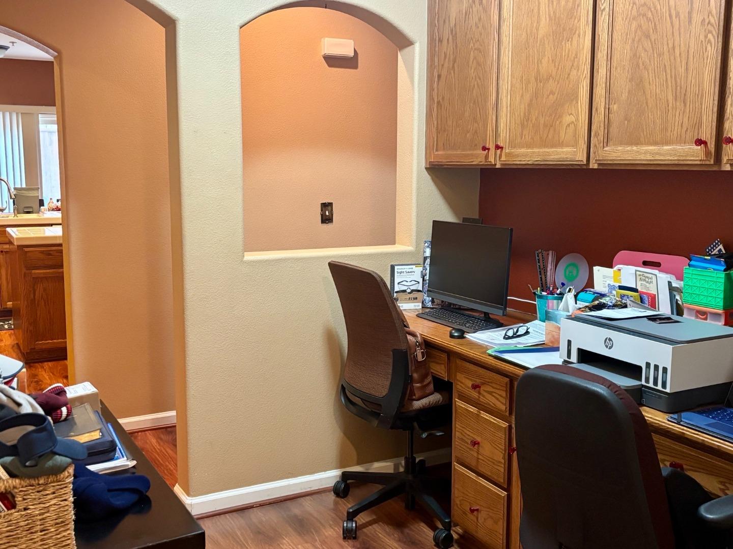 Detail Gallery Image 11 of 22 For 221 Alves Ln, Greenfield,  CA 93927 - 4 Beds | 3 Baths