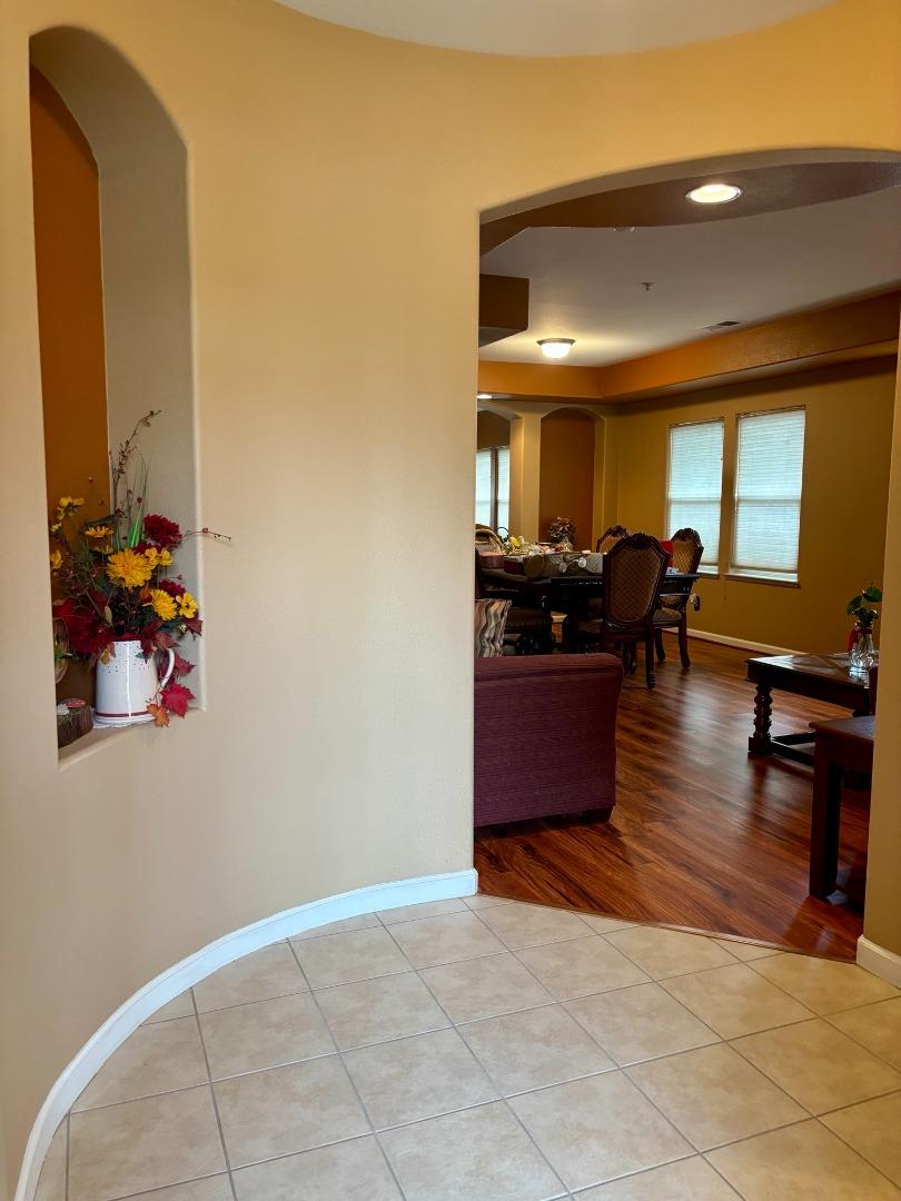 Detail Gallery Image 3 of 22 For 221 Alves Ln, Greenfield,  CA 93927 - 4 Beds | 3 Baths