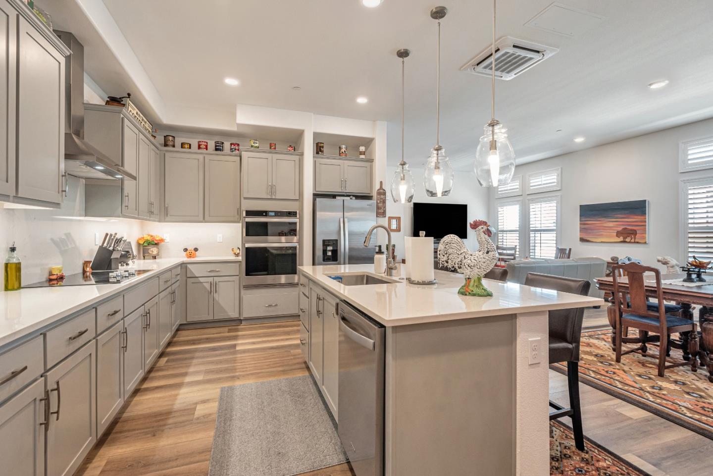 Photo #2: ML82032497 Listing: Photo #2