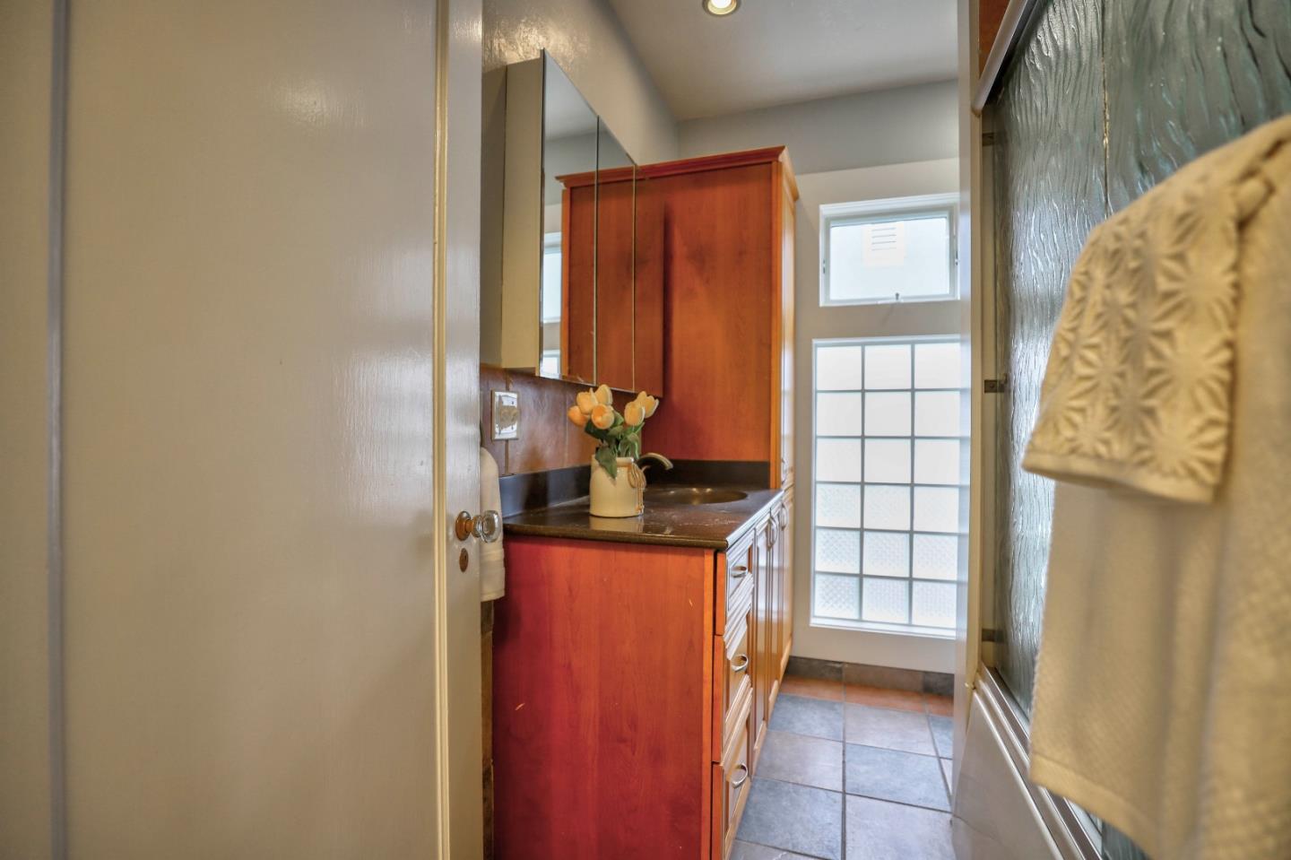 Detail Gallery Image 26 of 30 For 798 Pershing Ave, San Jose,  CA 95126 - 3 Beds | 2 Baths