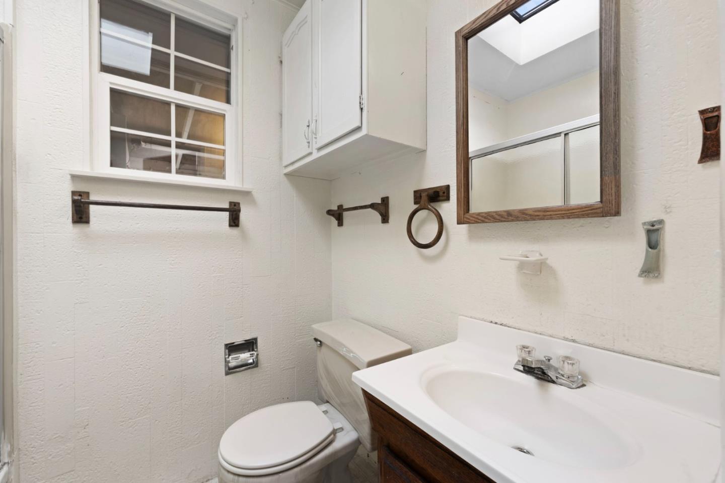 Detail Gallery Image 22 of 50 For 621 Carmel Ave, Pacifica,  CA 94044 - 2 Beds | 2 Baths