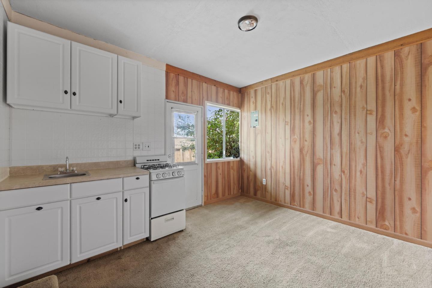 Detail Gallery Image 25 of 50 For 621 Carmel Ave, Pacifica,  CA 94044 - 2 Beds | 2 Baths