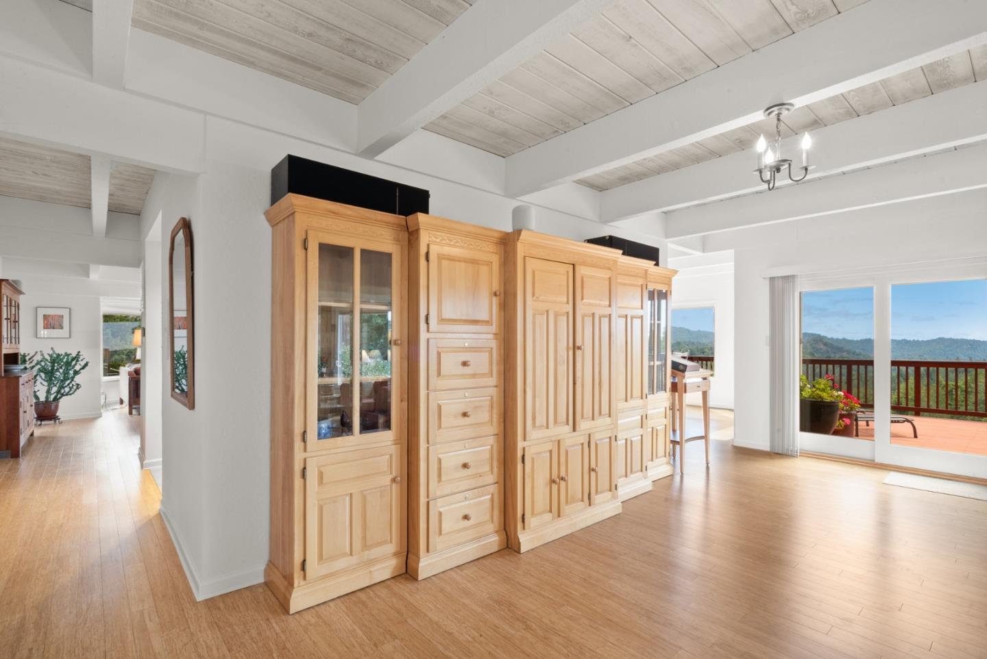 Detail Gallery Image 11 of 68 For 480 Quail Ridge Rd, Scotts Valley,  CA 95066 - 3 Beds | 2/1 Baths