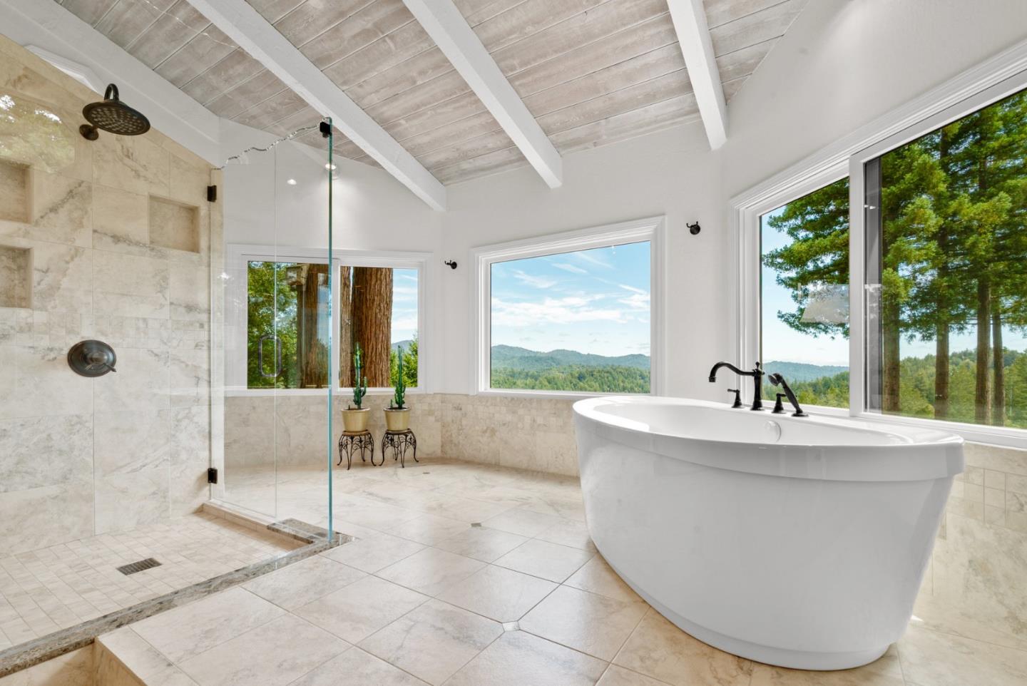 Detail Gallery Image 5 of 68 For 480 Quail Ridge Rd, Scotts Valley,  CA 95066 - 3 Beds | 2/1 Baths