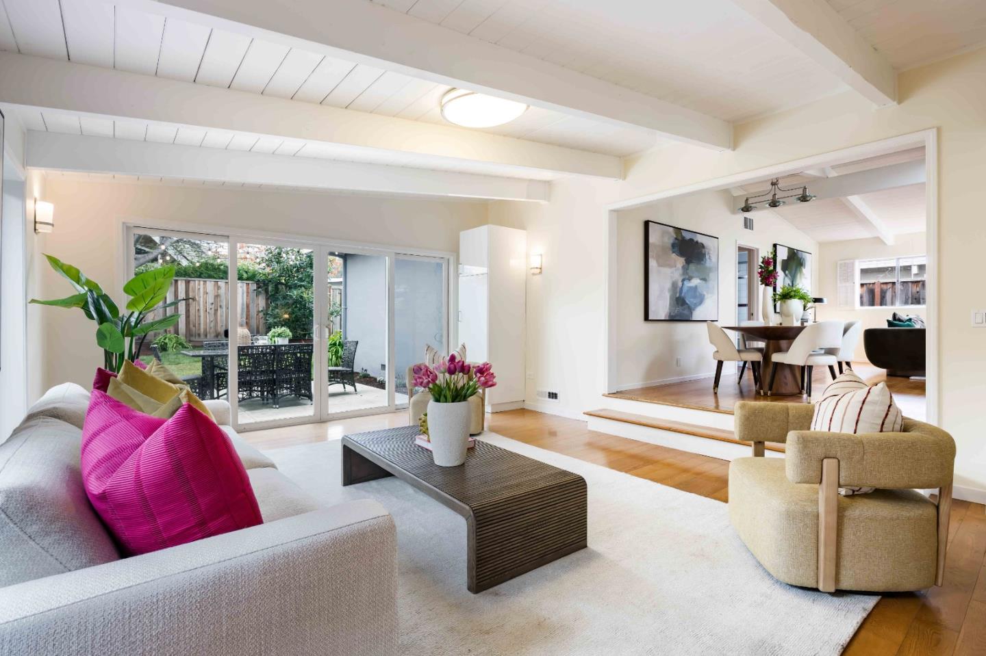 Detail Gallery Image 9 of 18 For 60 Lorelei Ln, Menlo Park,  CA 94025 - 3 Beds | 2 Baths