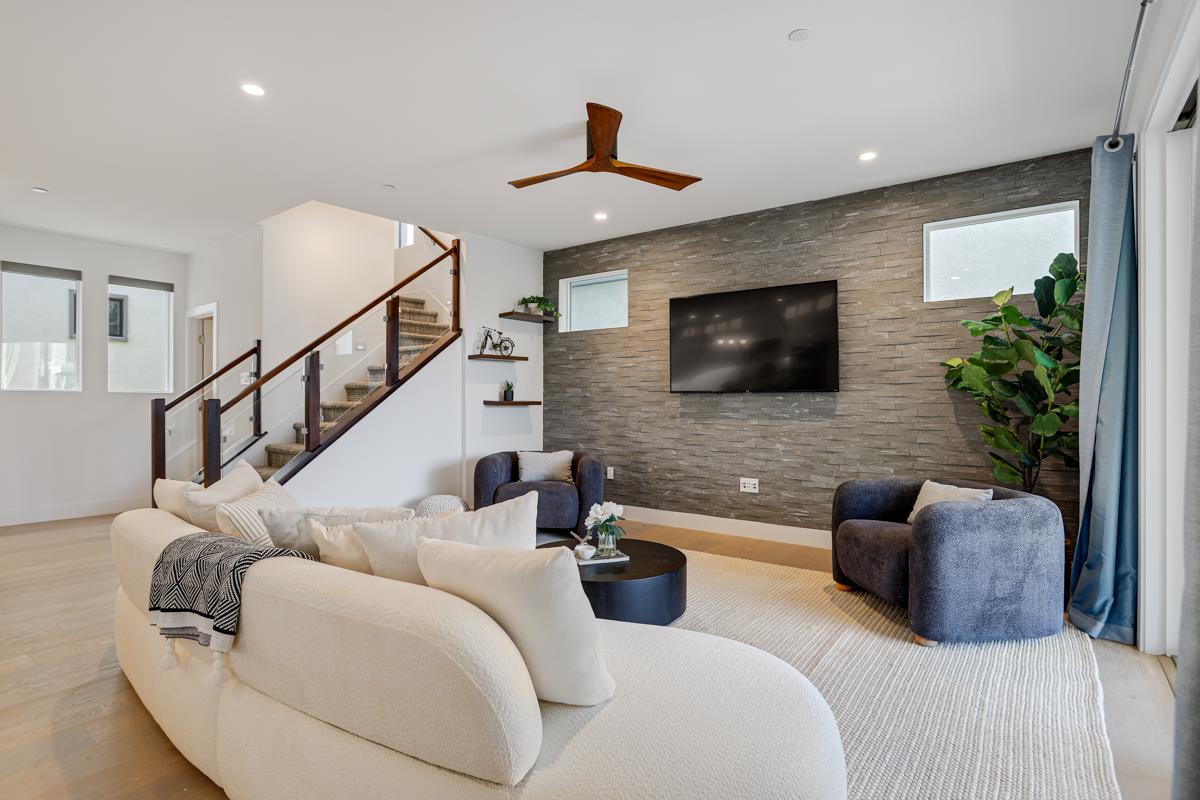 Detail Gallery Image 15 of 42 For 3488 Toomey Pl, Santa Clara,  CA 95051 - 4 Beds | 4/1 Baths