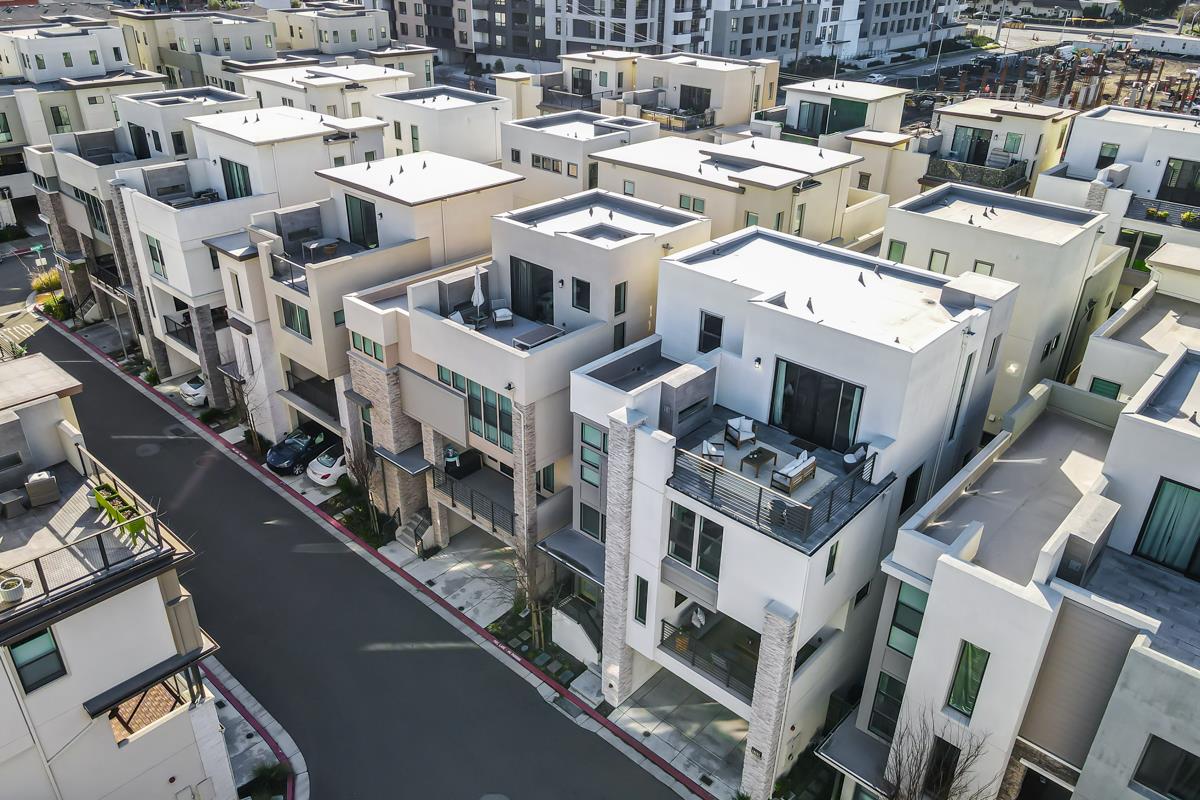 Detail Gallery Image 3 of 42 For 3488 Toomey Pl, Santa Clara,  CA 95051 - 4 Beds | 4/1 Baths