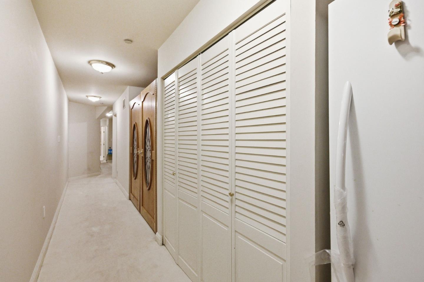 Detail Gallery Image 104 of 142 For 2930 Privet Dr, Hillsborough,  CA 94010 - 7 Beds | 6/2 Baths