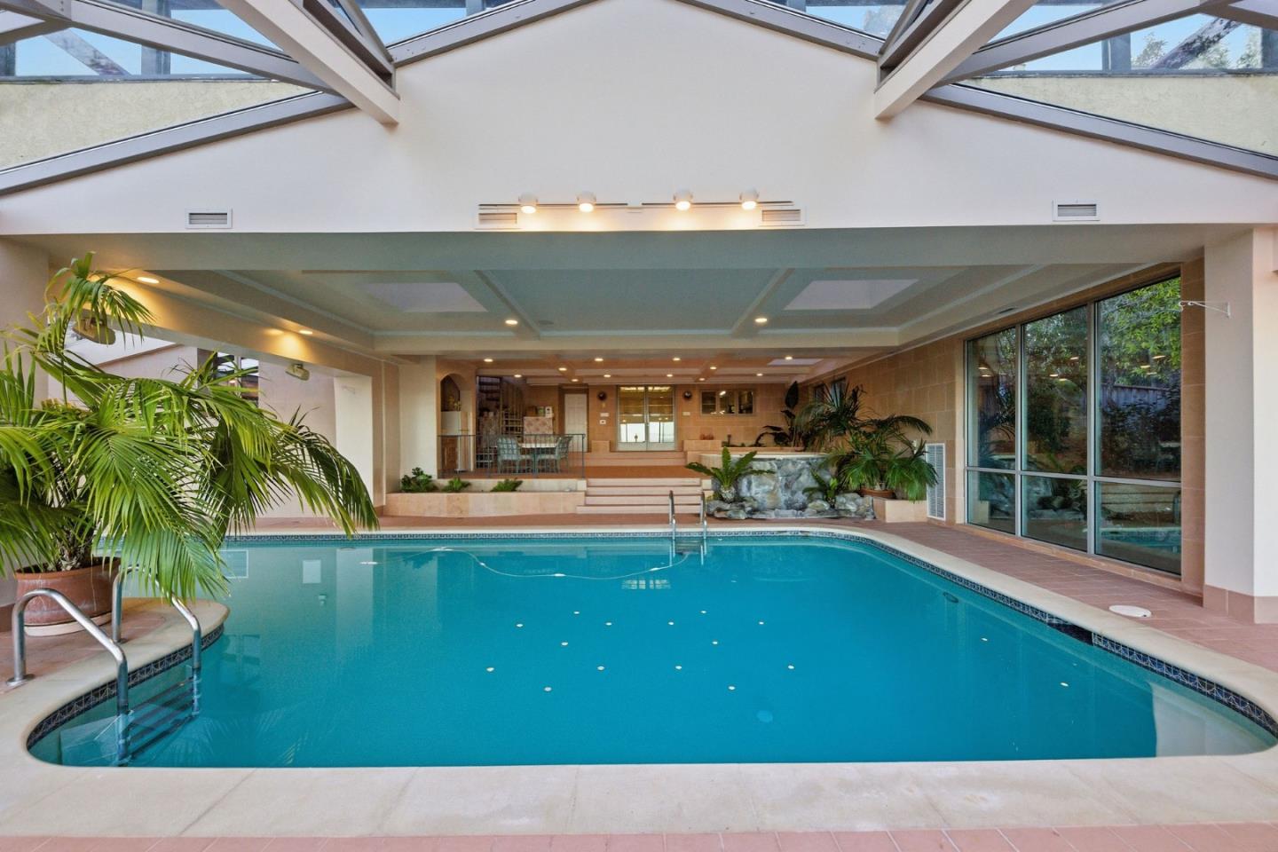 Detail Gallery Image 125 of 142 For 2930 Privet Dr, Hillsborough,  CA 94010 - 7 Beds | 6/2 Baths