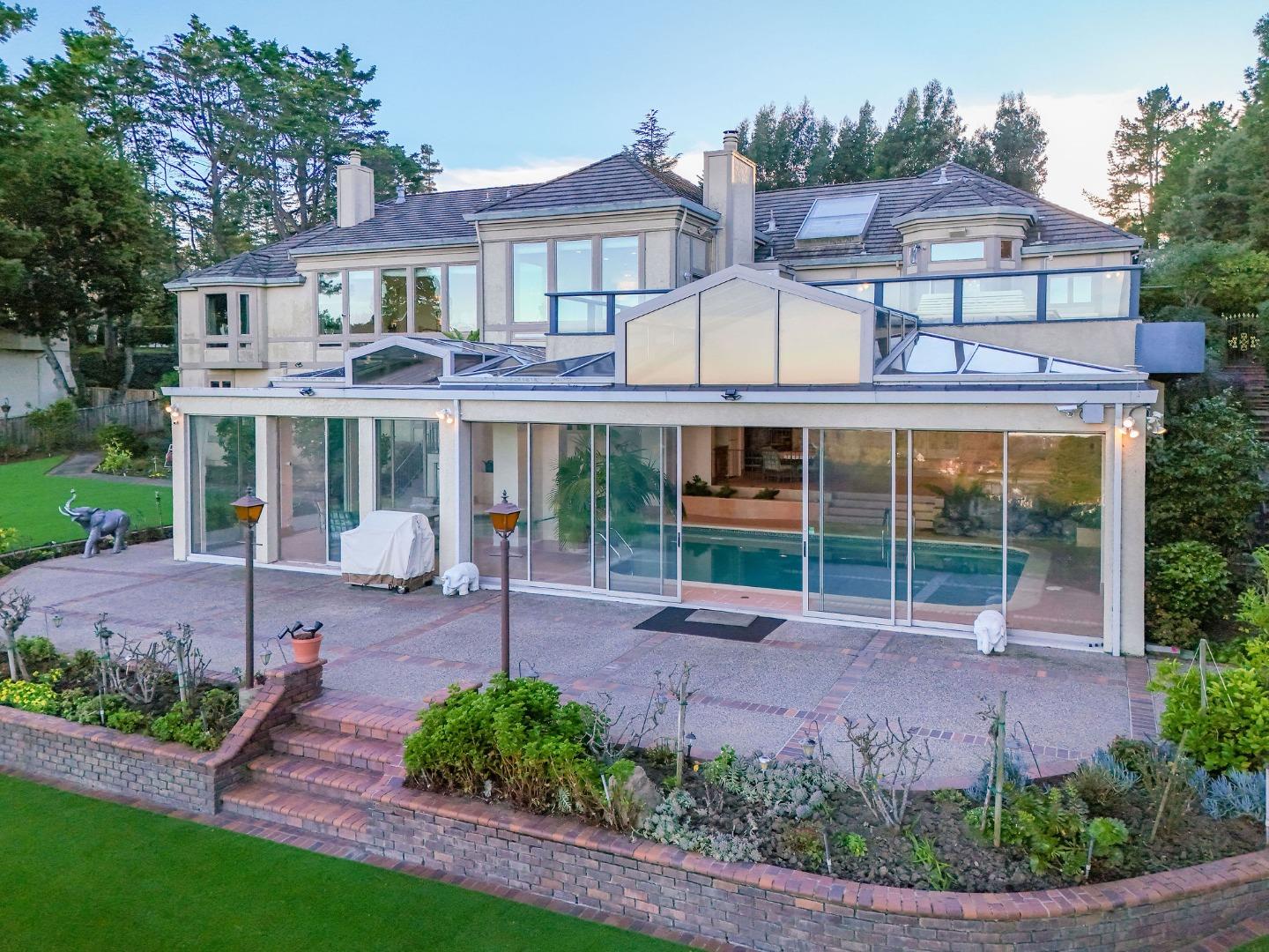 Detail Gallery Image 128 of 142 For 2930 Privet Dr, Hillsborough,  CA 94010 - 7 Beds | 6/2 Baths