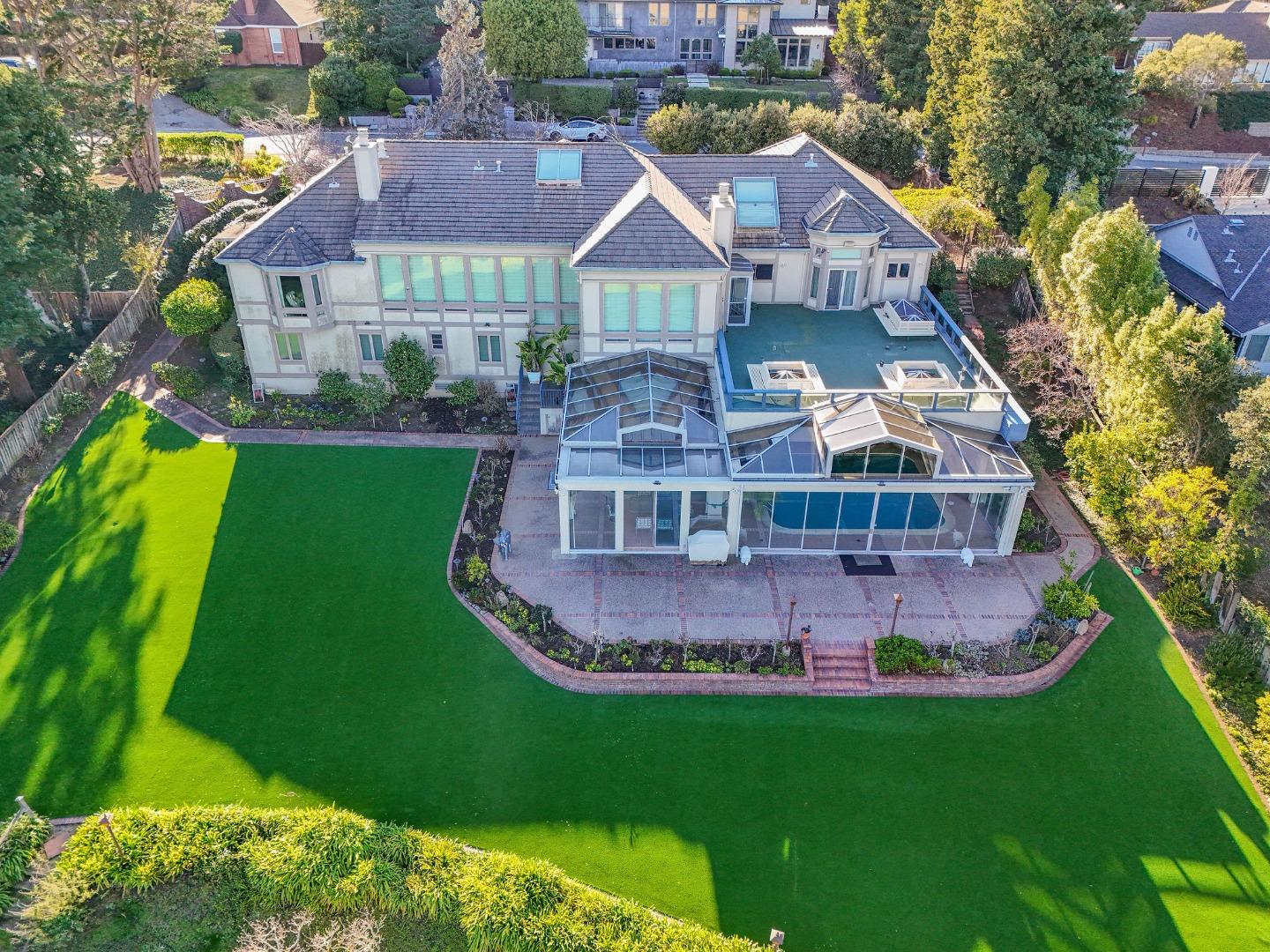 Detail Gallery Image 130 of 142 For 2930 Privet Dr, Hillsborough,  CA 94010 - 7 Beds | 6/2 Baths