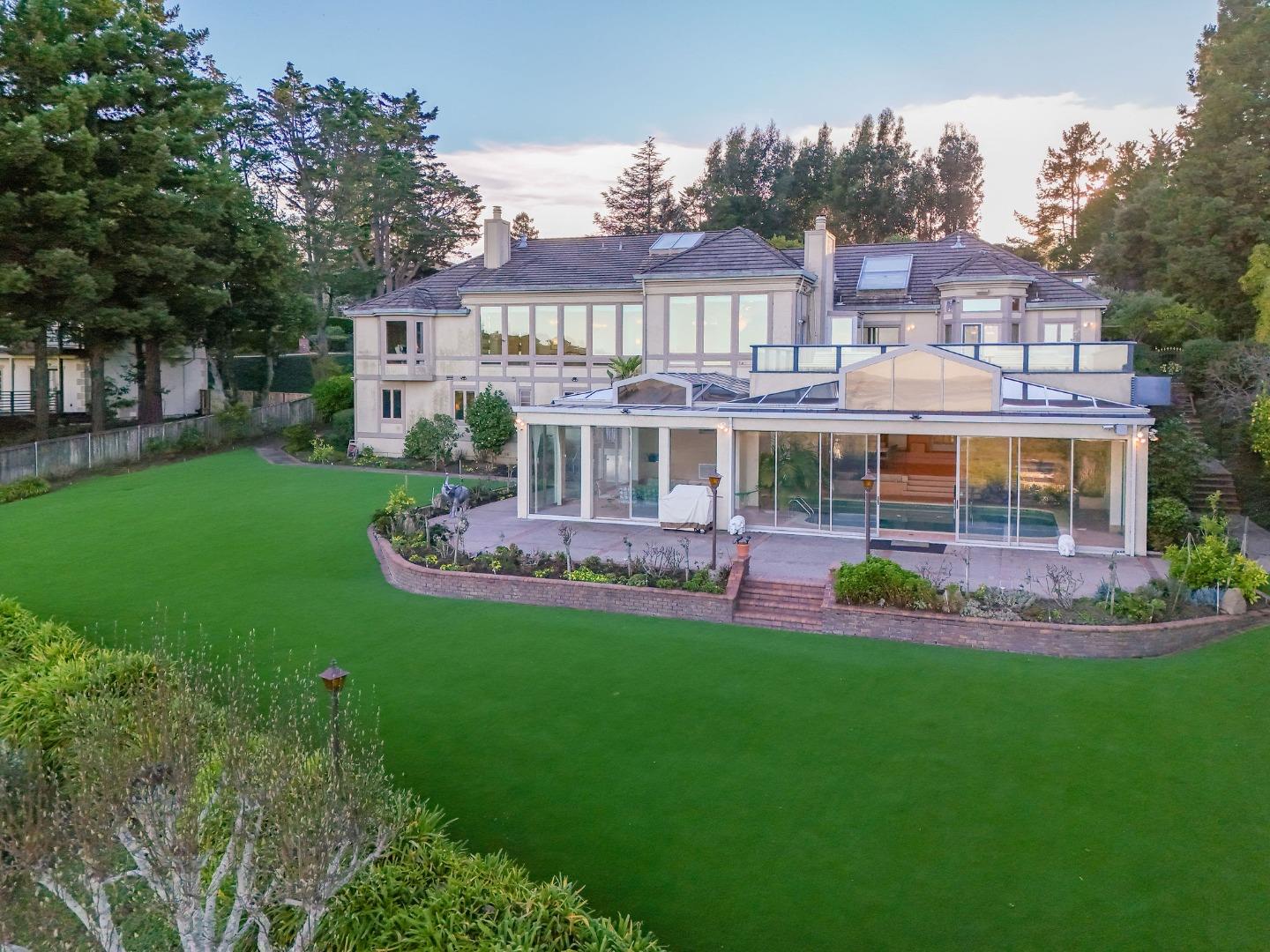 Detail Gallery Image 135 of 142 For 2930 Privet Dr, Hillsborough,  CA 94010 - 7 Beds | 6/2 Baths