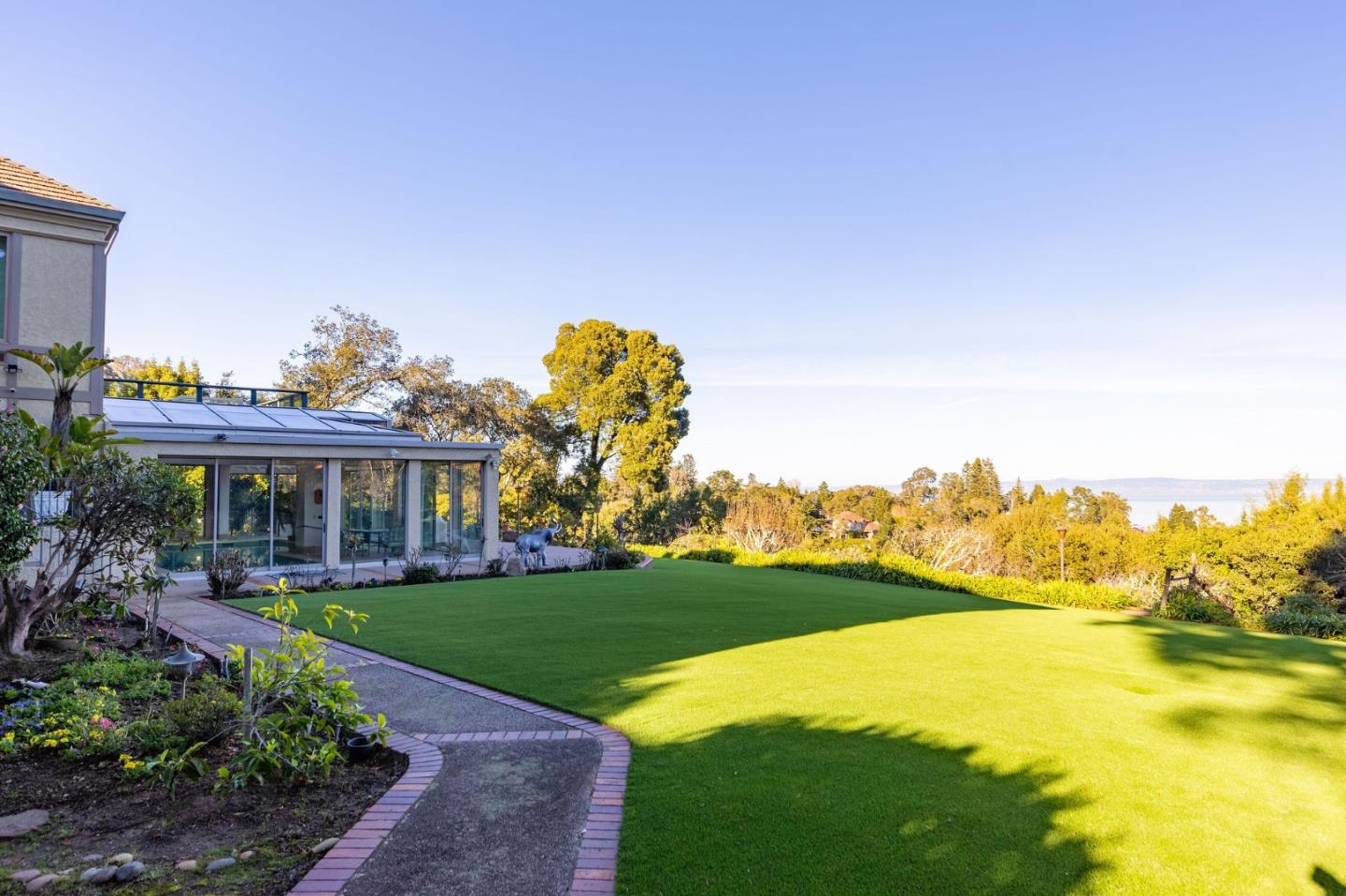 Detail Gallery Image 136 of 142 For 2930 Privet Dr, Hillsborough,  CA 94010 - 7 Beds | 6/2 Baths