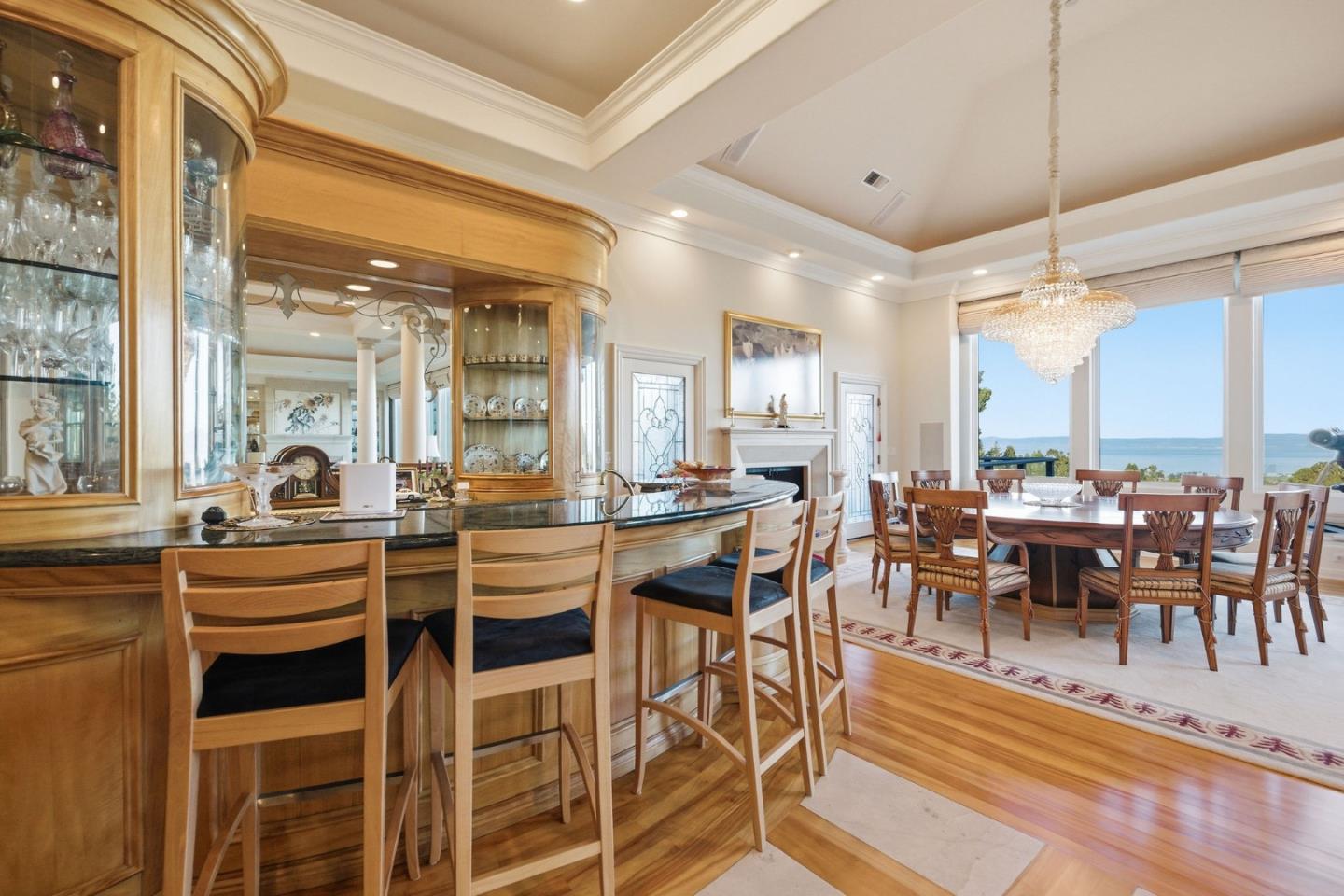 Detail Gallery Image 30 of 142 For 2930 Privet Dr, Hillsborough,  CA 94010 - 7 Beds | 6/2 Baths