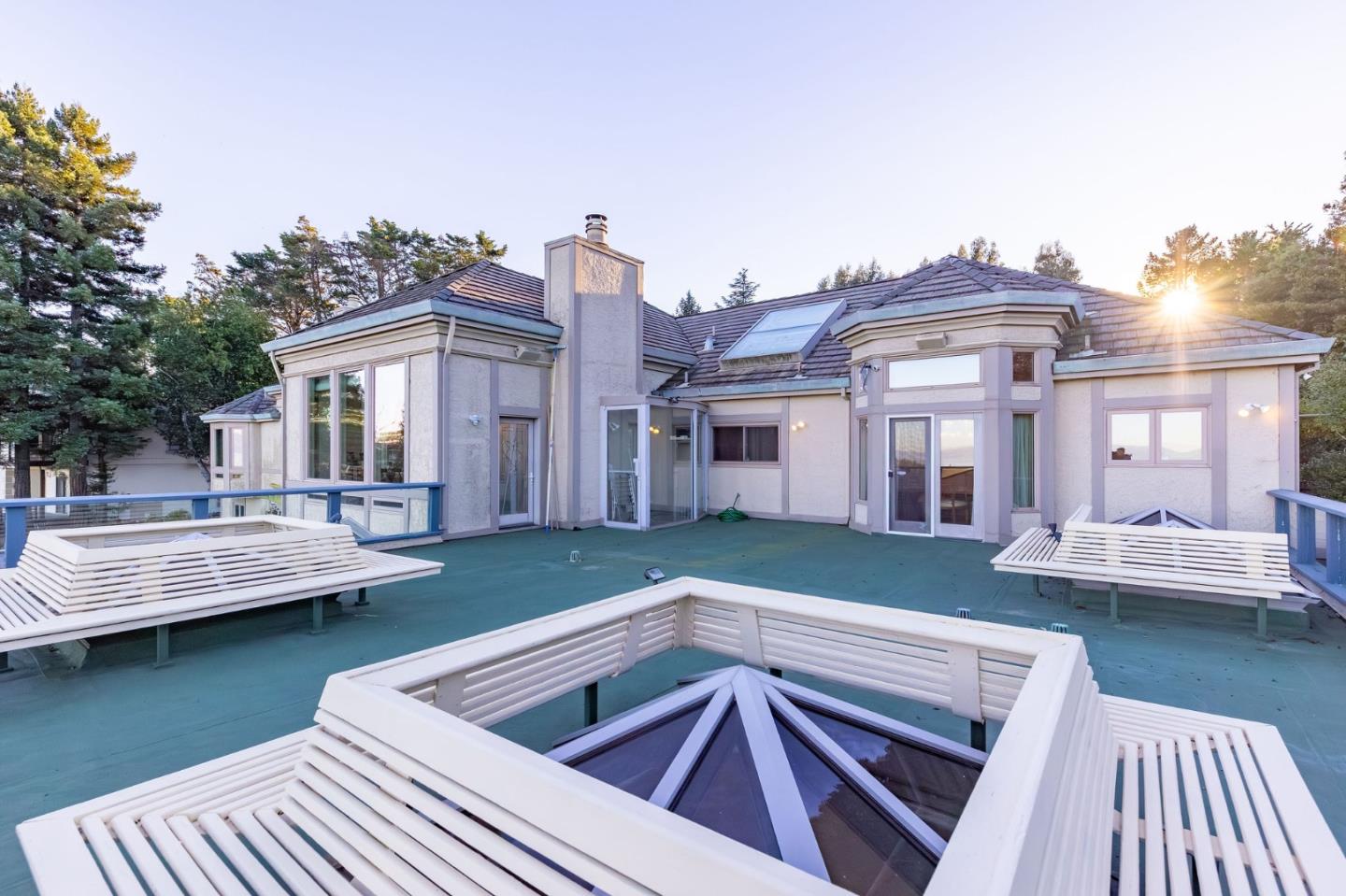 Detail Gallery Image 50 of 142 For 2930 Privet Dr, Hillsborough,  CA 94010 - 7 Beds | 6/2 Baths