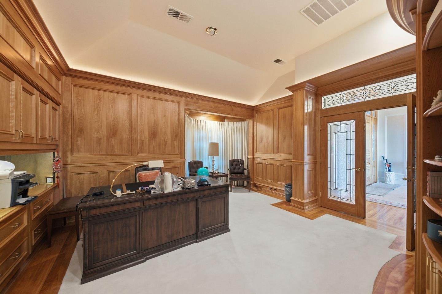 Detail Gallery Image 55 of 142 For 2930 Privet Dr, Hillsborough,  CA 94010 - 7 Beds | 6/2 Baths