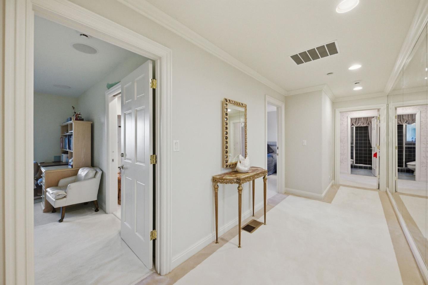 Detail Gallery Image 78 of 142 For 2930 Privet Dr, Hillsborough,  CA 94010 - 7 Beds | 6/2 Baths