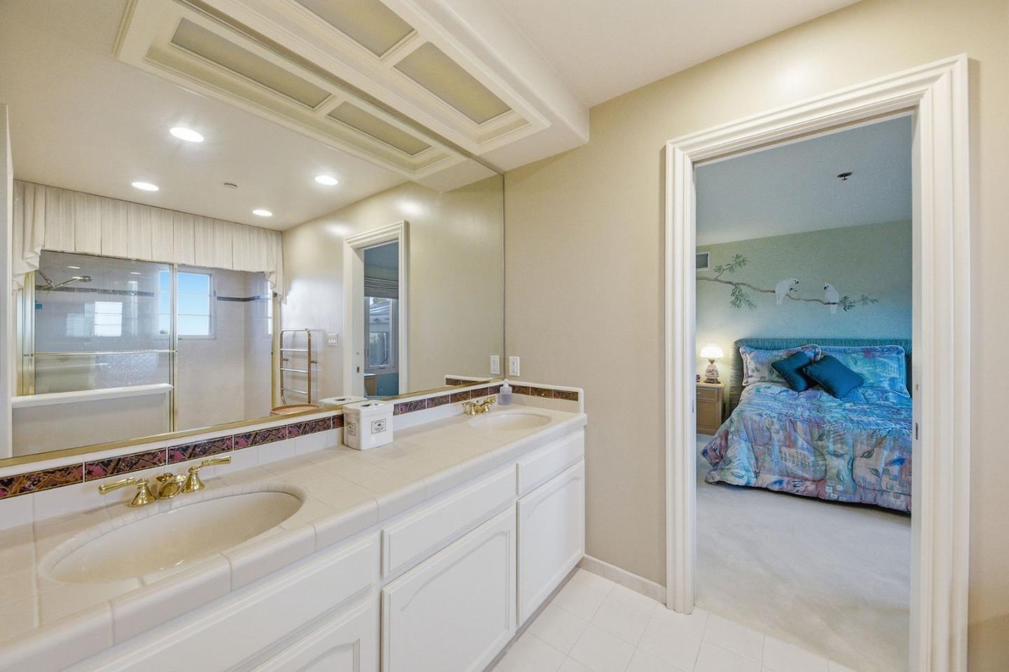 Detail Gallery Image 84 of 142 For 2930 Privet Dr, Hillsborough,  CA 94010 - 7 Beds | 6/2 Baths