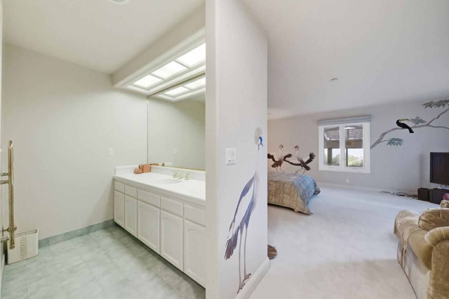 Detail Gallery Image 93 of 142 For 2930 Privet Dr, Hillsborough,  CA 94010 - 7 Beds | 6/2 Baths