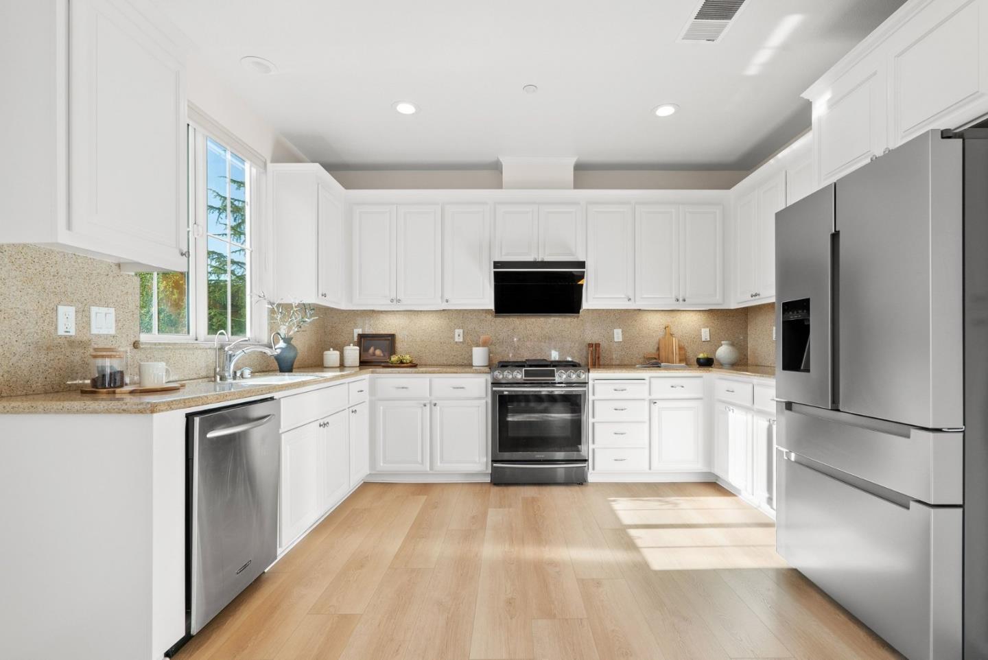 Photo #14: ML82032515 Listing: Photo #14