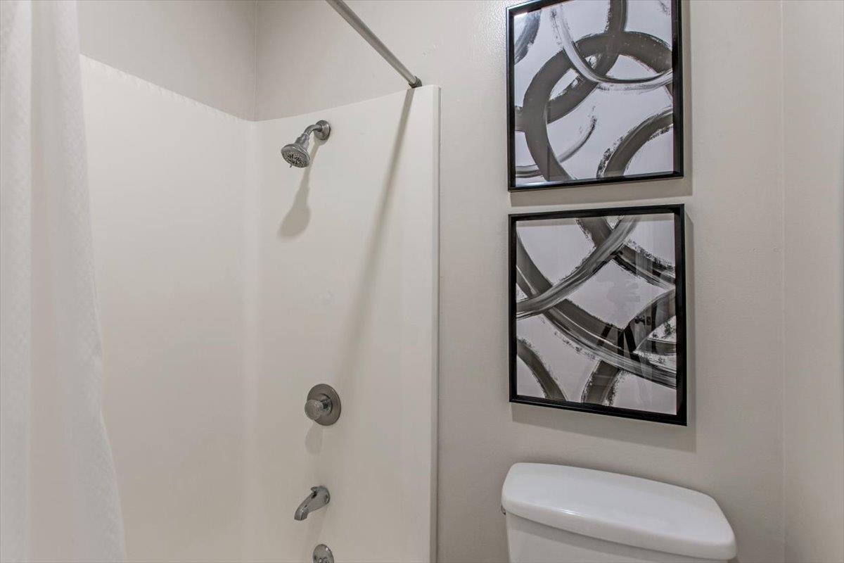 Detail Gallery Image 24 of 38 For 20812 4th St #6,  Saratoga,  CA 95070 - 2 Beds | 2 Baths
