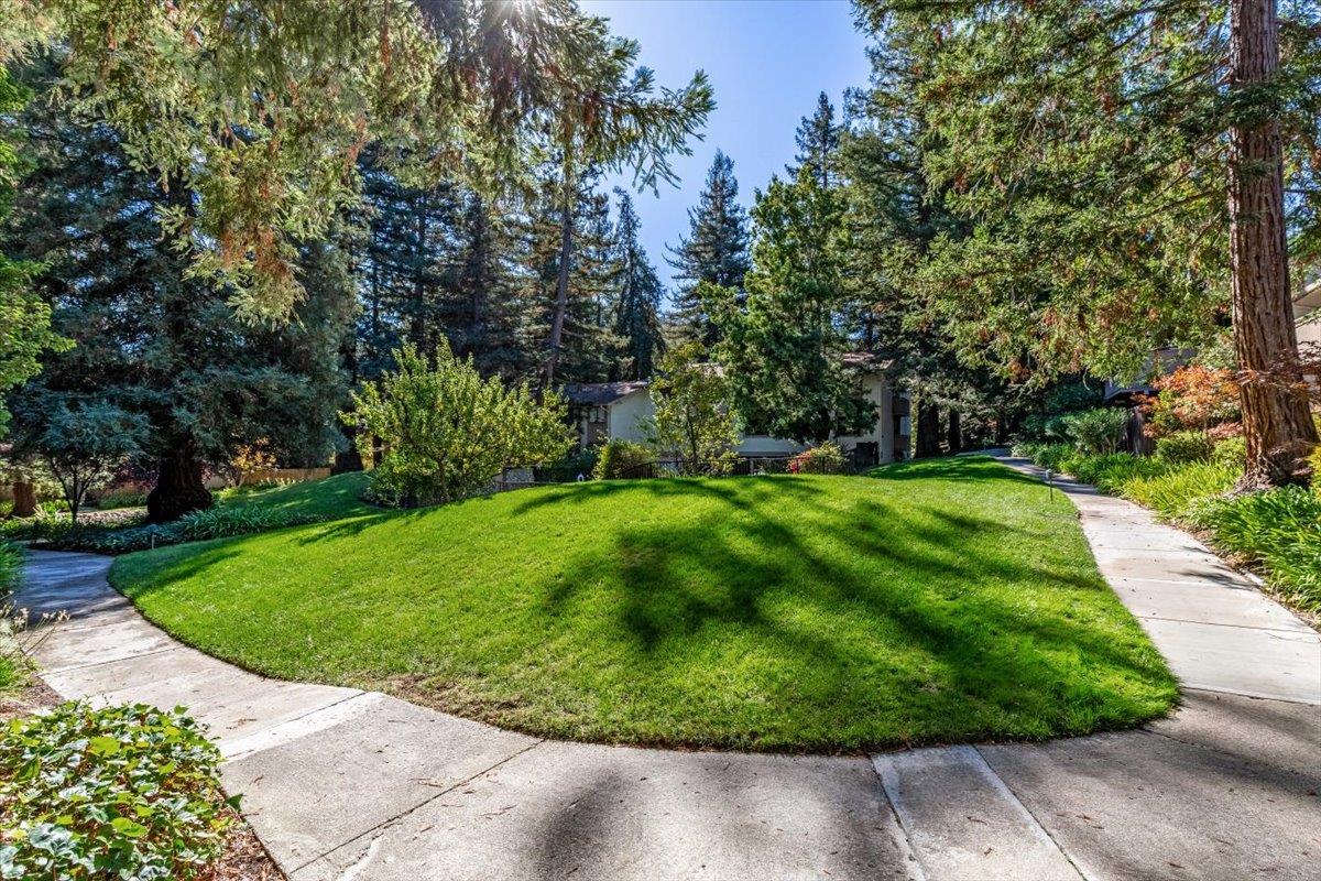 Detail Gallery Image 28 of 38 For 20812 4th St #6,  Saratoga,  CA 95070 - 2 Beds | 2 Baths