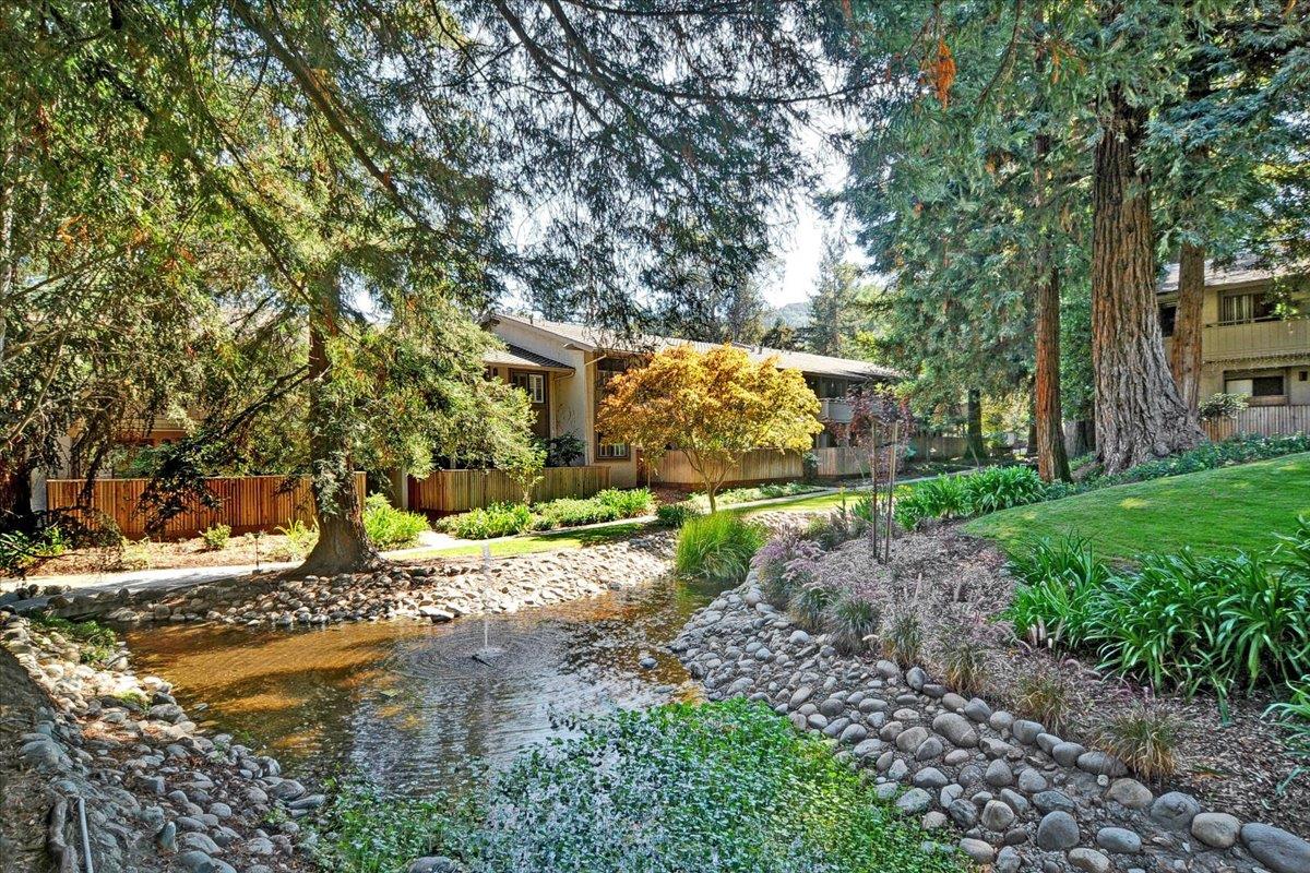 Detail Gallery Image 30 of 38 For 20812 4th St #6,  Saratoga,  CA 95070 - 2 Beds | 2 Baths