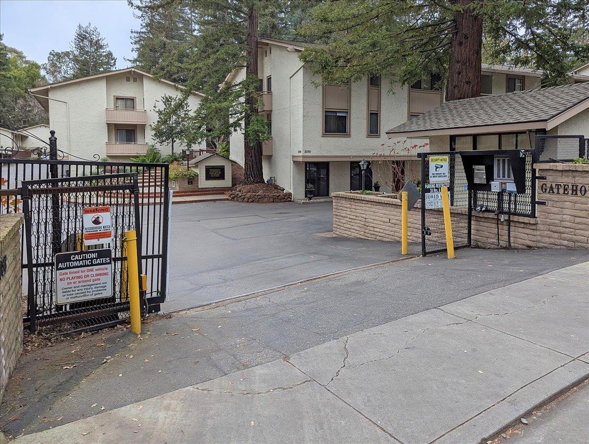 Detail Gallery Image 36 of 38 For 20812 4th St #6,  Saratoga,  CA 95070 - 2 Beds | 2 Baths