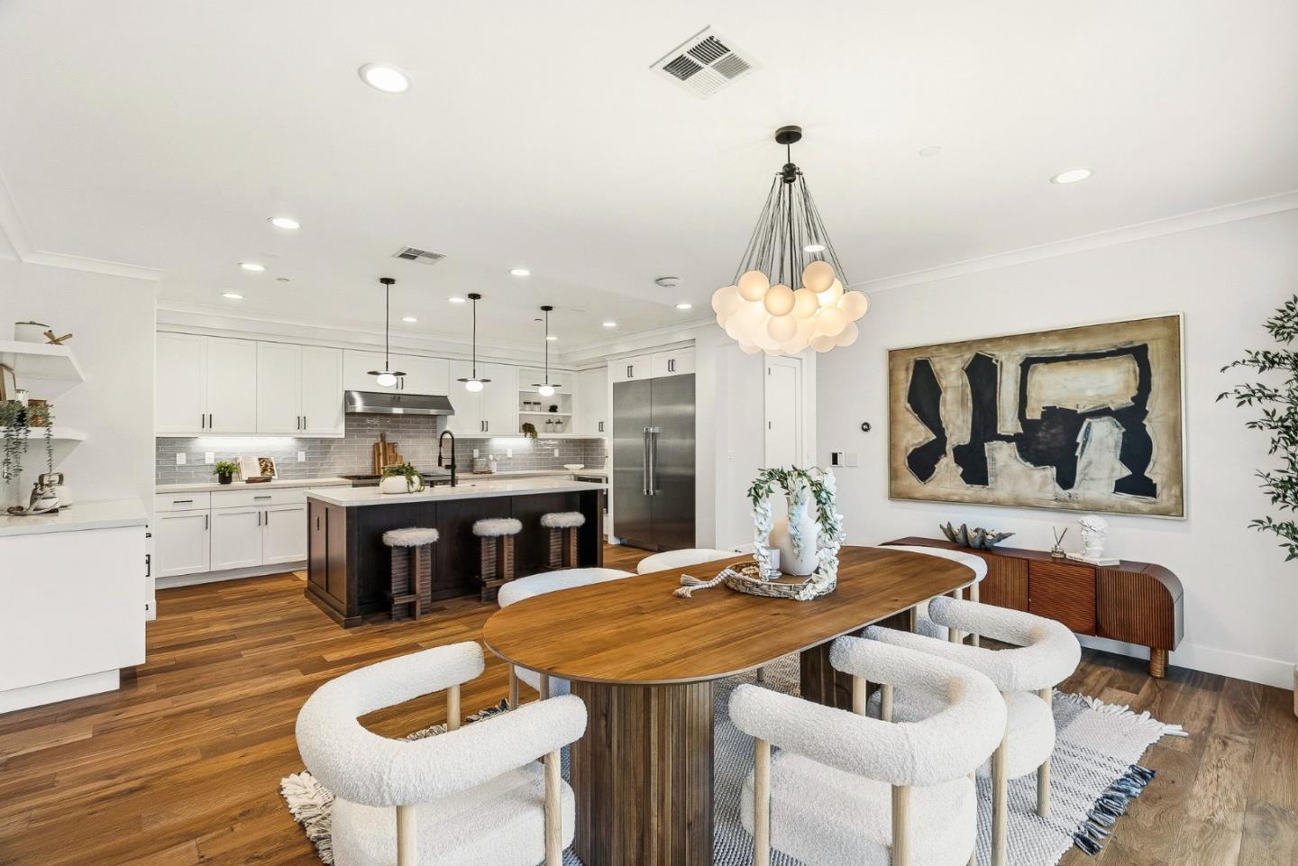 Detail Gallery Image 12 of 49 For 1741 Connecticut Dr, Redwood City,  CA 94061 - 4 Beds | 3 Baths