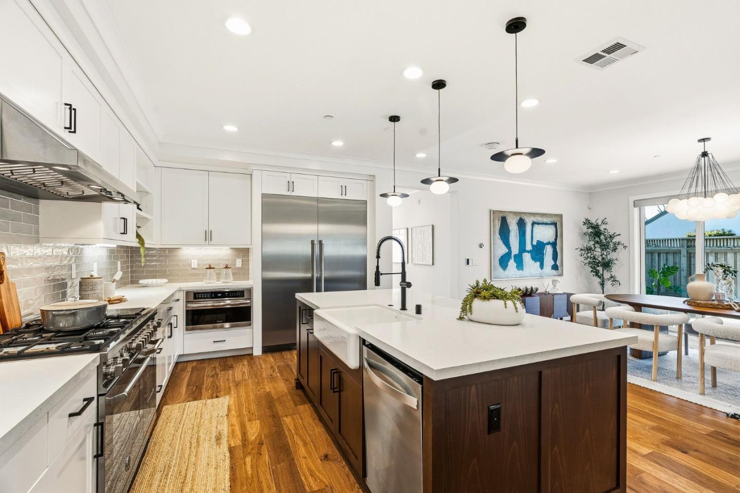 Detail Gallery Image 15 of 49 For 1741 Connecticut Dr, Redwood City,  CA 94061 - 4 Beds | 3 Baths