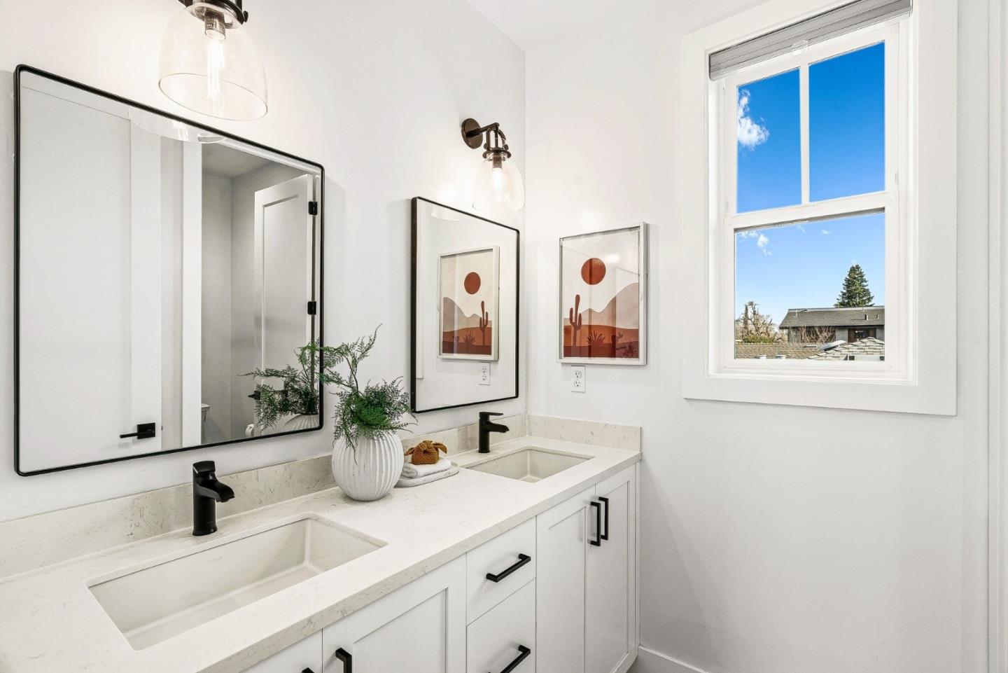 Detail Gallery Image 26 of 49 For 1741 Connecticut Dr, Redwood City,  CA 94061 - 4 Beds | 3 Baths