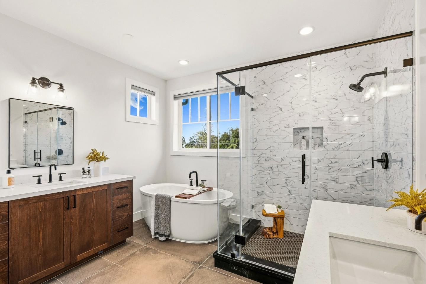 Detail Gallery Image 32 of 49 For 1741 Connecticut Dr, Redwood City,  CA 94061 - 4 Beds | 3 Baths