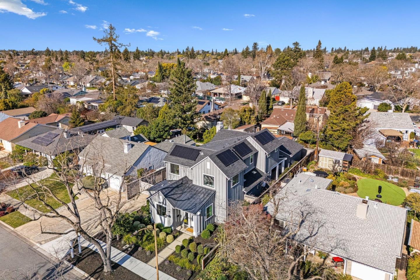 Detail Gallery Image 45 of 49 For 1741 Connecticut Dr, Redwood City,  CA 94061 - 4 Beds | 3 Baths