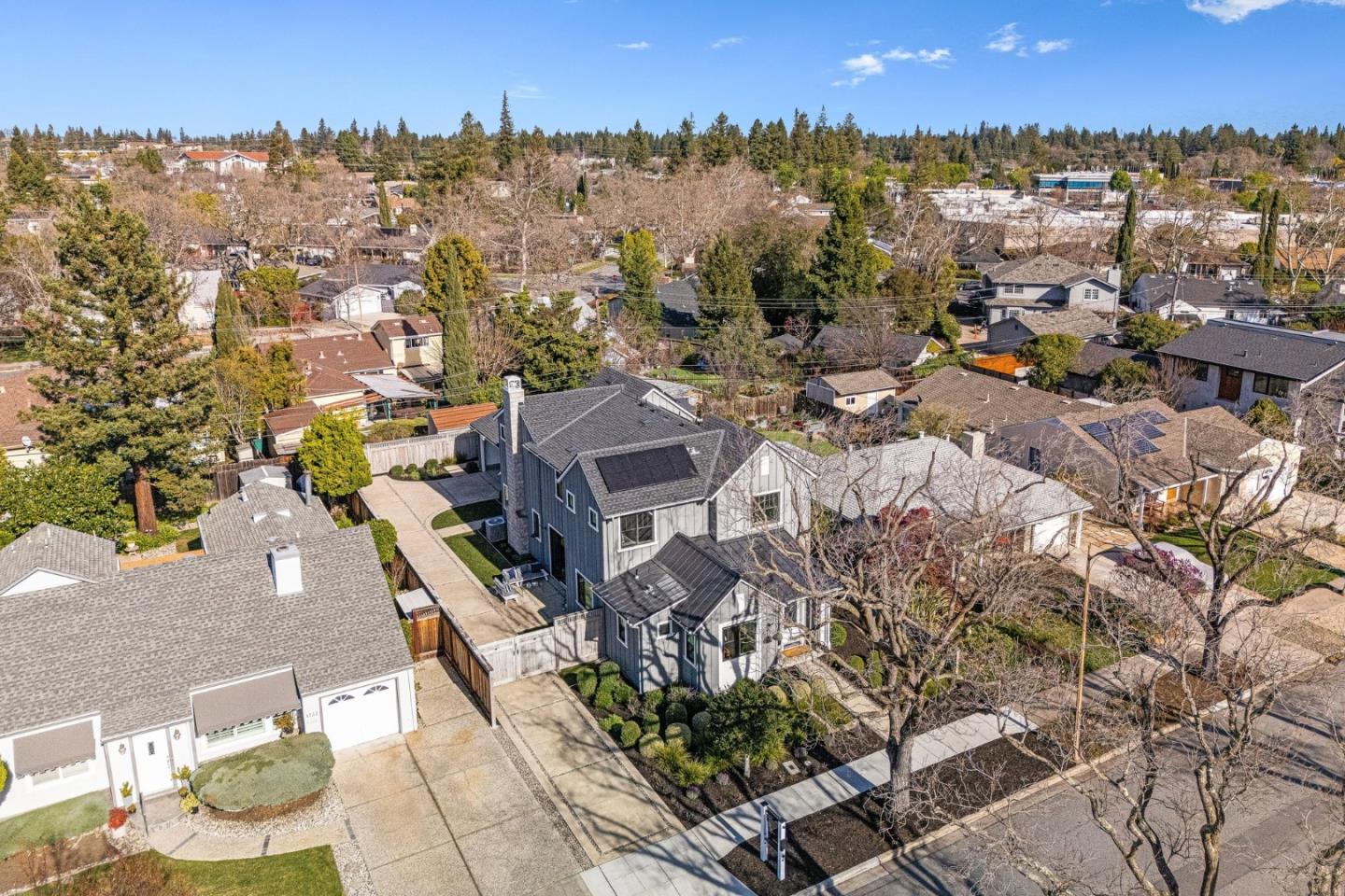 Detail Gallery Image 46 of 49 For 1741 Connecticut Dr, Redwood City,  CA 94061 - 4 Beds | 3 Baths