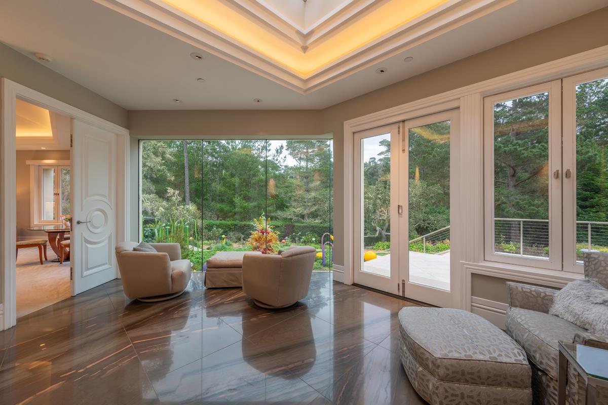 Detail Gallery Image 11 of 35 For 3360 Kingsley Ct, Pebble Beach,  CA 93953 - 7 Beds | 8/2 Baths