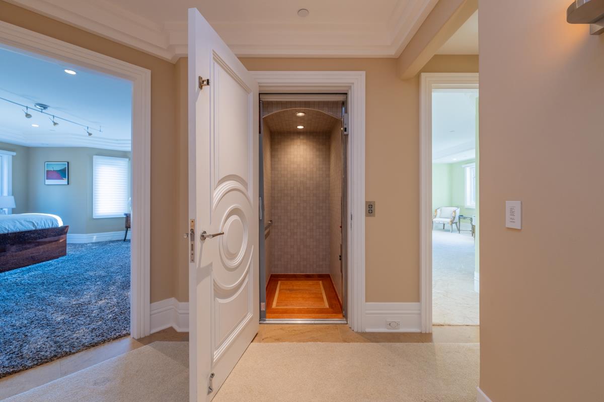 Detail Gallery Image 23 of 35 For 3360 Kingsley Ct, Pebble Beach,  CA 93953 - 7 Beds | 8/2 Baths