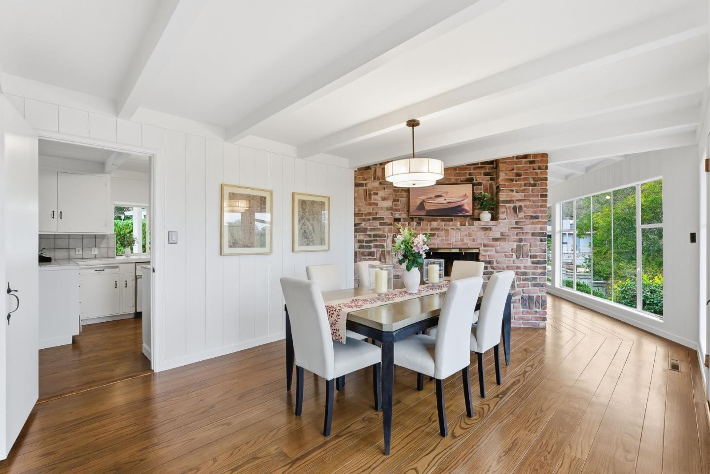 Detail Gallery Image 14 of 42 For 10915 Mora Dr, Los Altos Hills,  CA 94024 - 4 Beds | 2/1 Baths