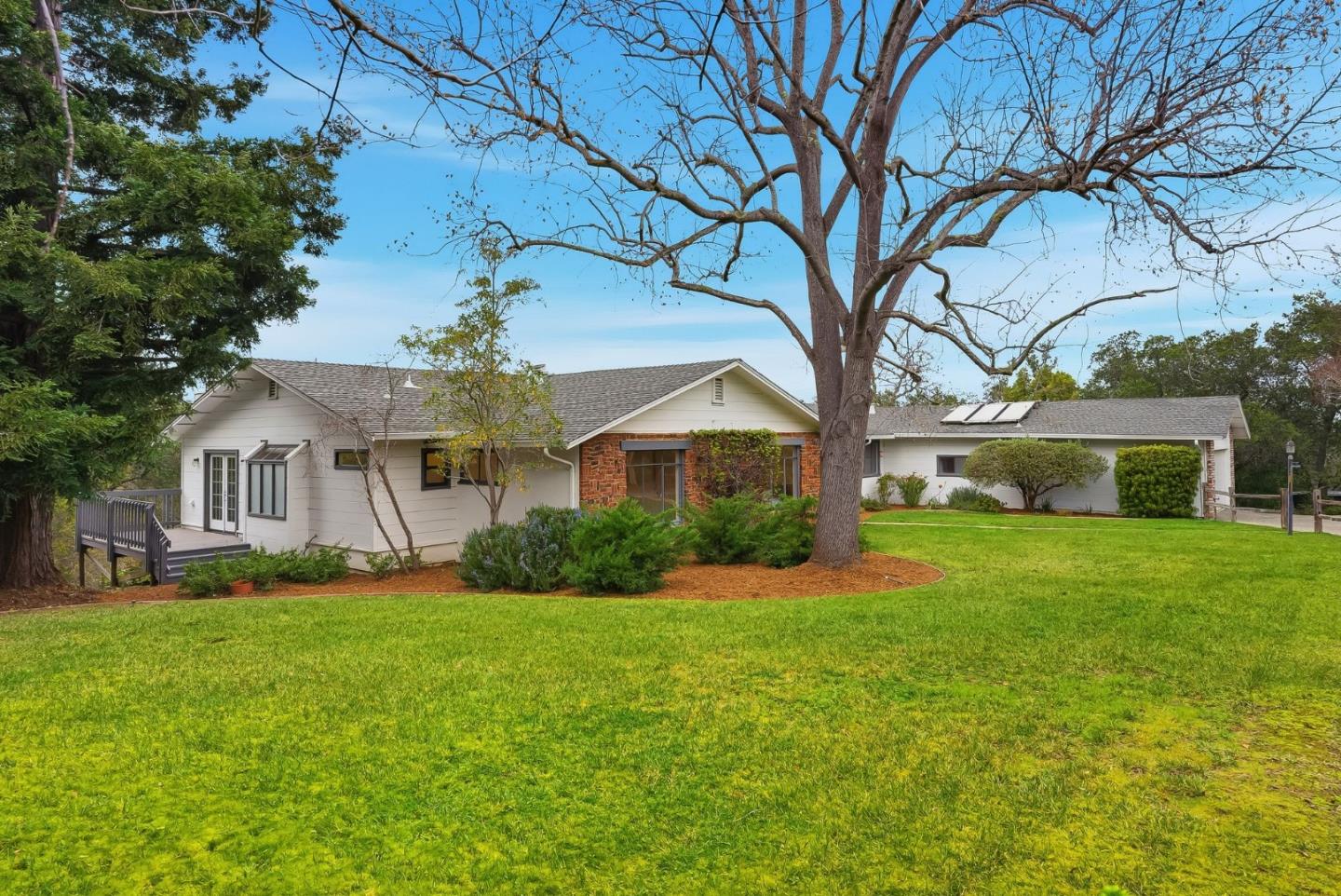 Detail Gallery Image 2 of 42 For 10915 Mora Dr, Los Altos Hills,  CA 94024 - 4 Beds | 2/1 Baths