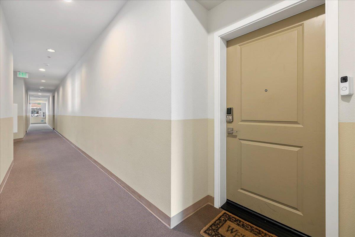 Detail Gallery Image 2 of 30 For 1065 Saginaw Ter #304,  Sunnyvale,  CA 94089 - 2 Beds | 2 Baths