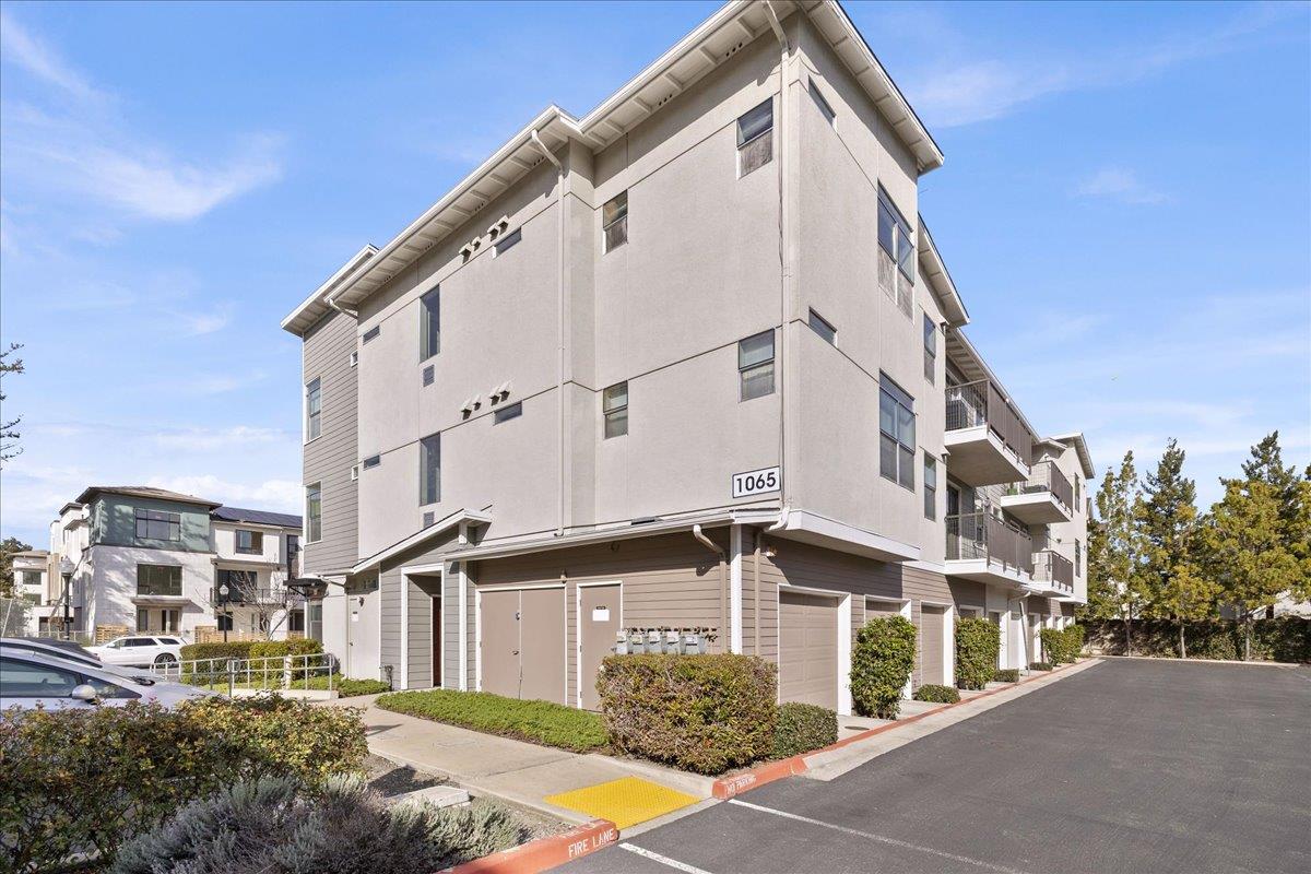 Detail Gallery Image 25 of 30 For 1065 Saginaw Ter #304,  Sunnyvale,  CA 94089 - 2 Beds | 2 Baths
