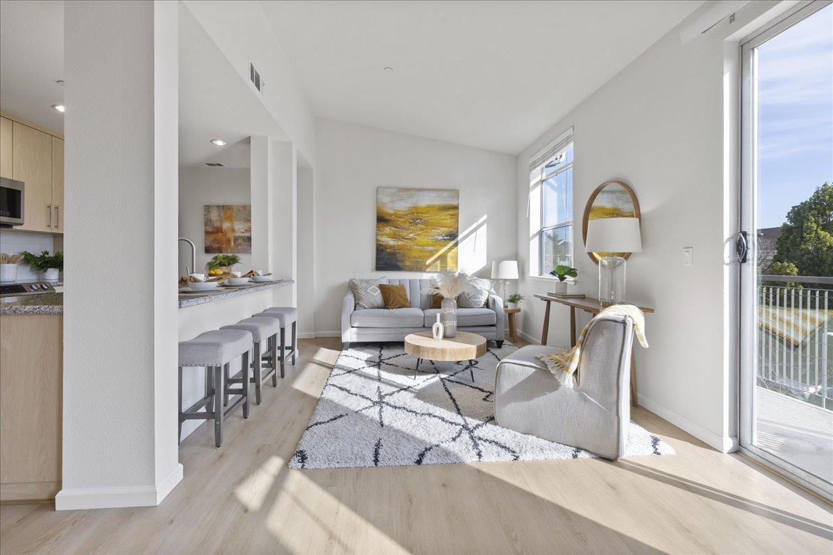 Detail Gallery Image 5 of 30 For 1065 Saginaw Ter #304,  Sunnyvale,  CA 94089 - 2 Beds | 2 Baths