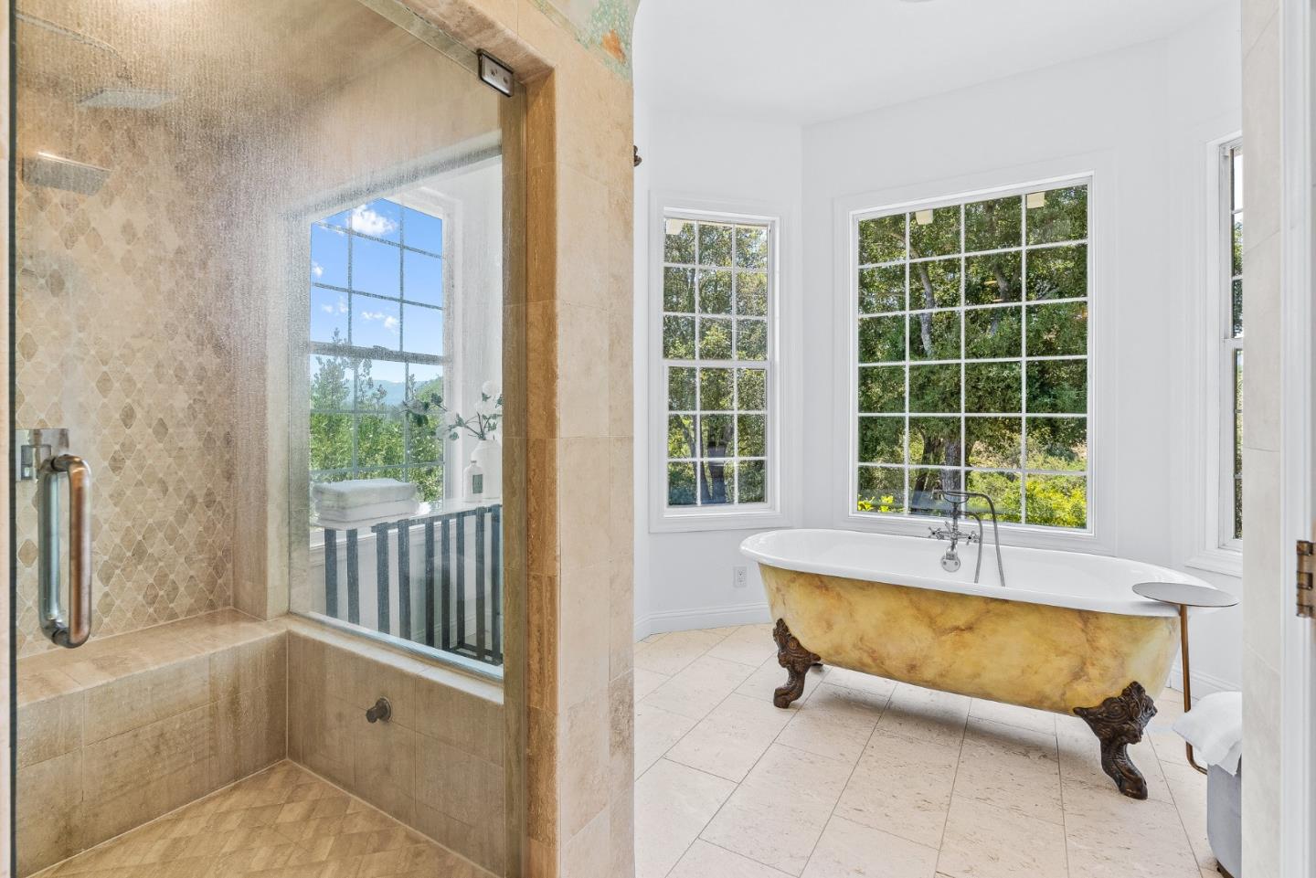 Detail Gallery Image 25 of 56 For 1142 Moore Rd, Woodside,  CA 94062 - 6 Beds | 5/1 Baths