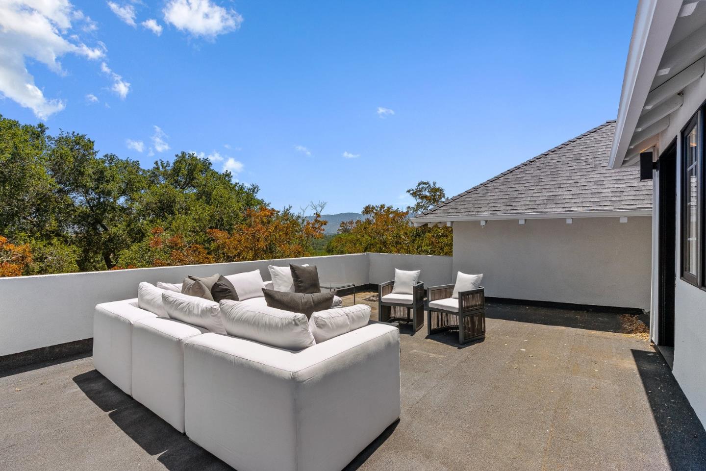 Detail Gallery Image 33 of 56 For 1142 Moore Rd, Woodside,  CA 94062 - 6 Beds | 5/1 Baths