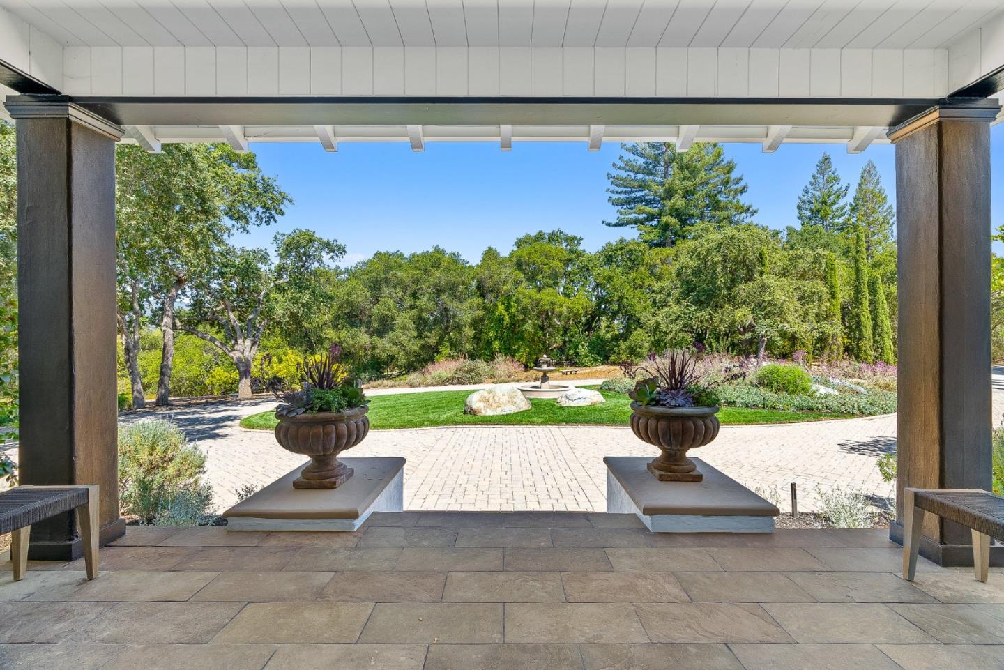 Detail Gallery Image 6 of 56 For 1142 Moore Rd, Woodside,  CA 94062 - 6 Beds | 5/1 Baths