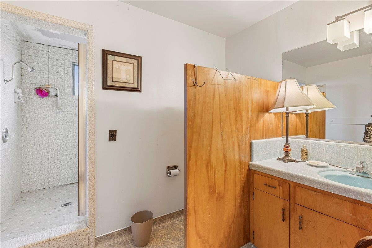 Detail Gallery Image 66 of 66 For 371 Calabasas Rd, Watsonville,  CA 95076 - 5 Beds | 2/1 Baths